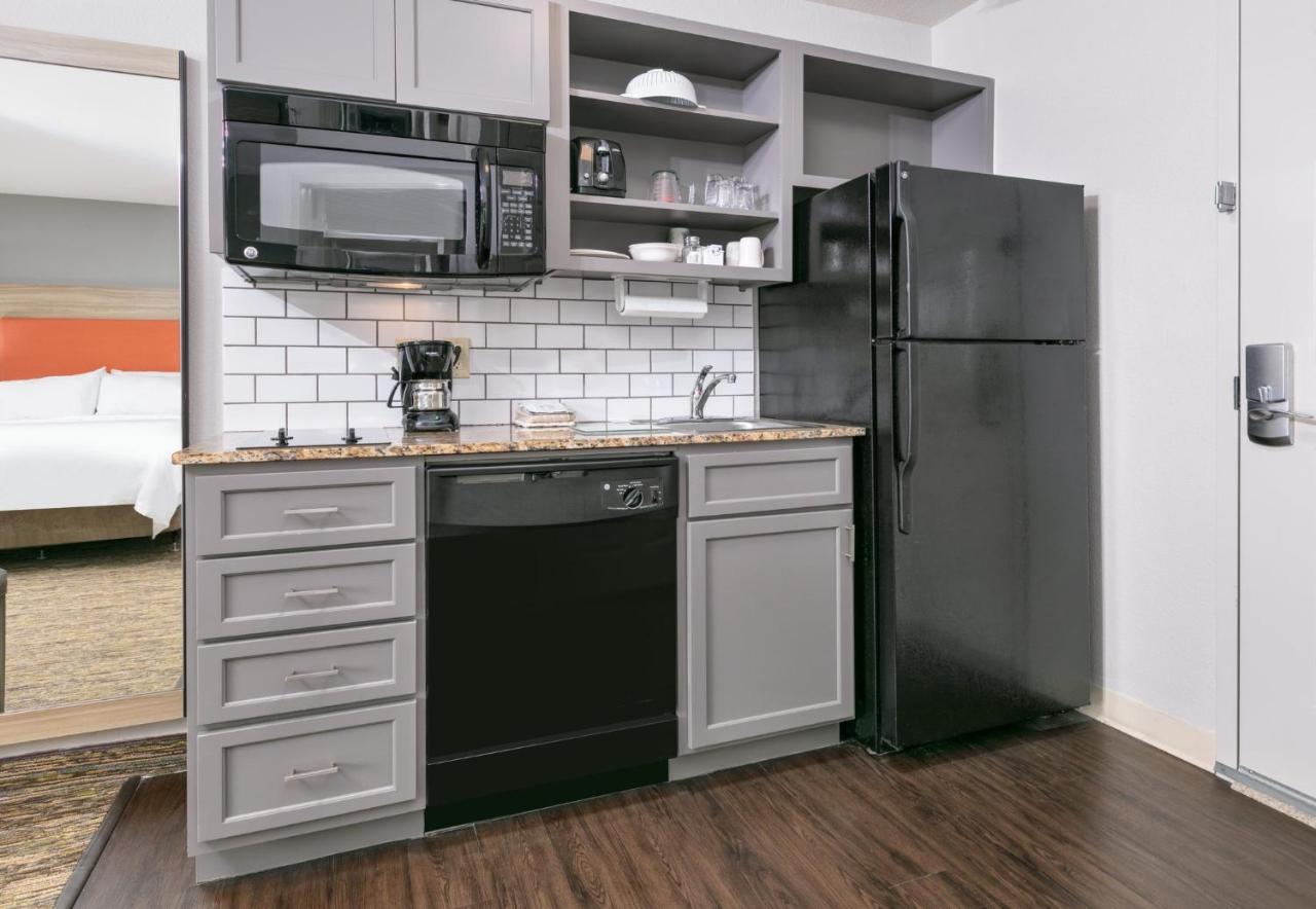 King Studio Suite