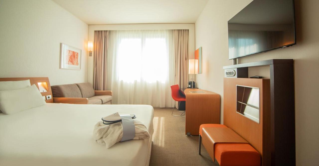 Executive Room Sea View,697875192:JPEG