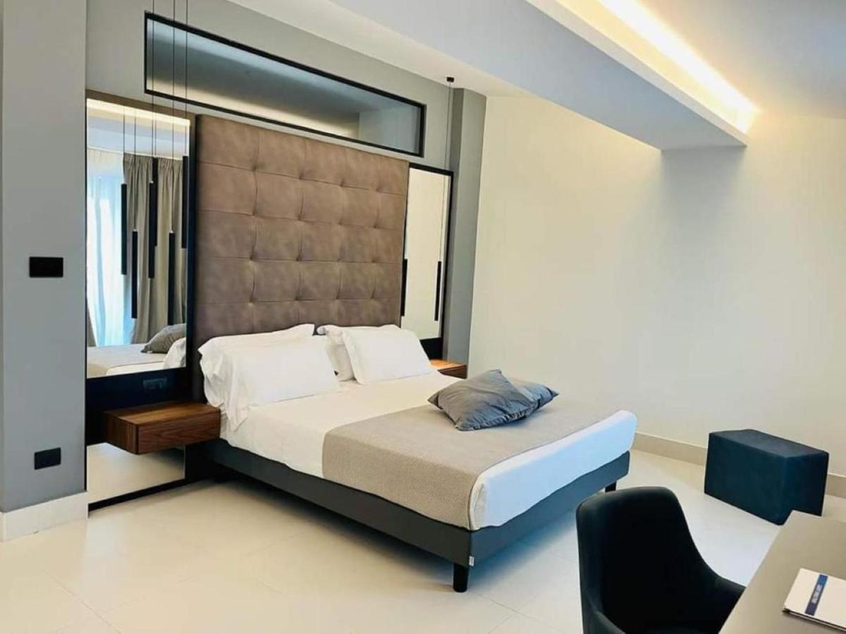 Suite King Superior con Vasca Idromassaggio e Balcone - Non Fumatori