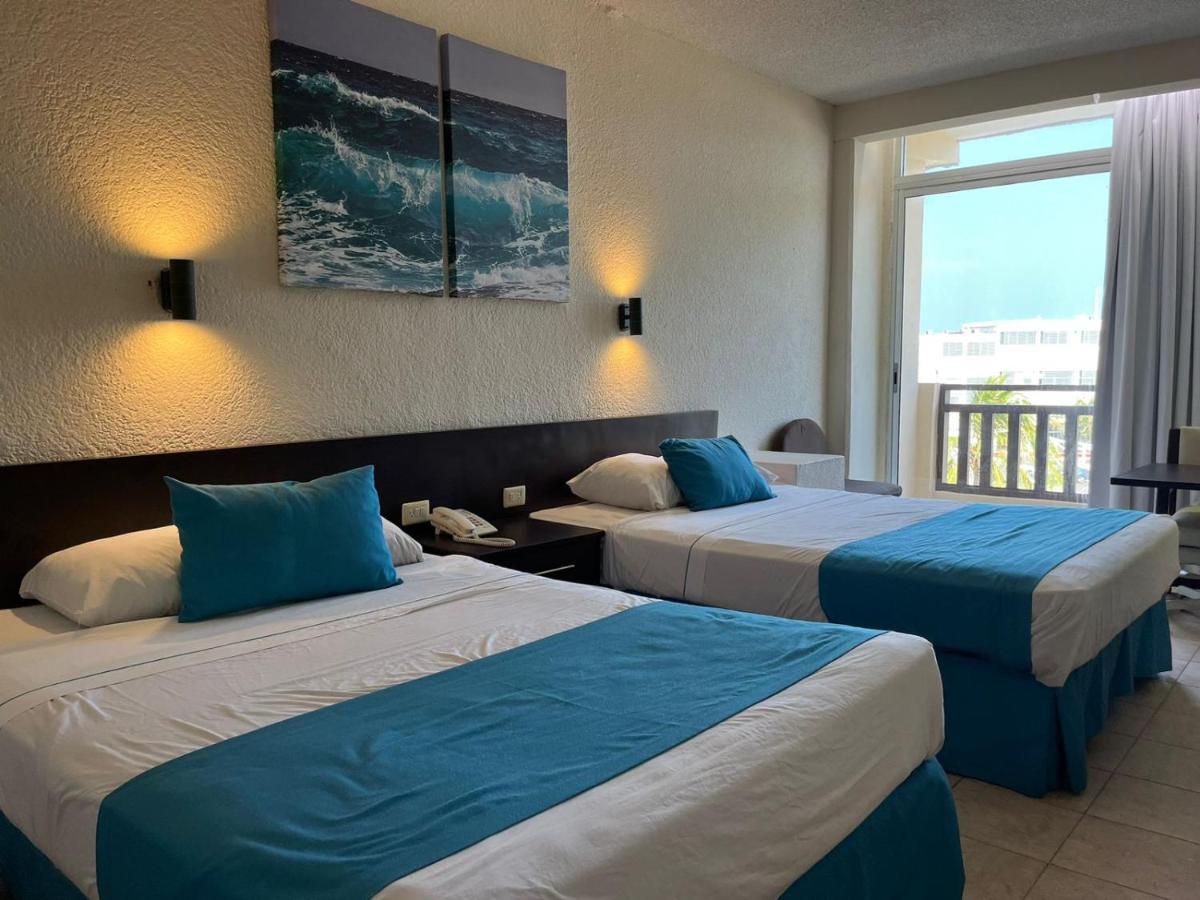 Double Room Two Double Beds Ocean View Non-Smoking