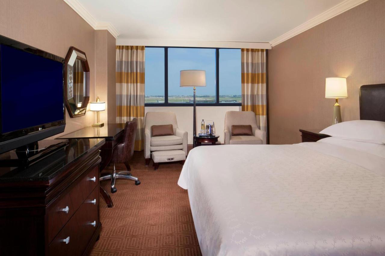 Zimmer mit 1 Kingsize-Bett - untere Etage
