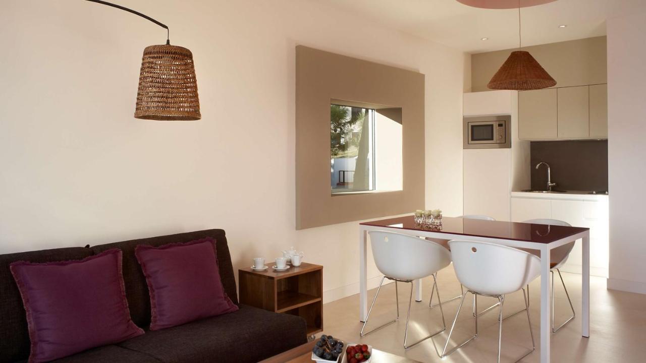 Premium One-Bedroom Apartment Sea Side,1498795570:JPEG