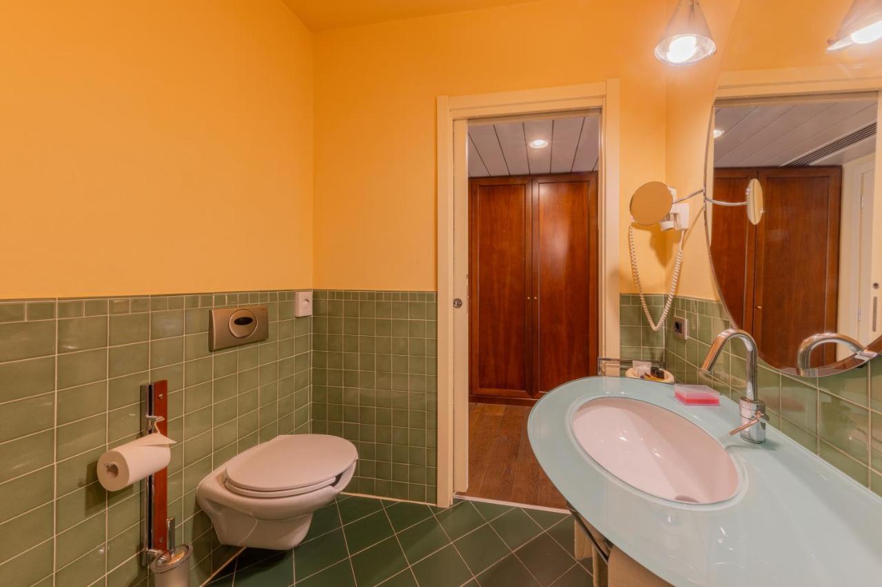 Double or Twin Room Street View