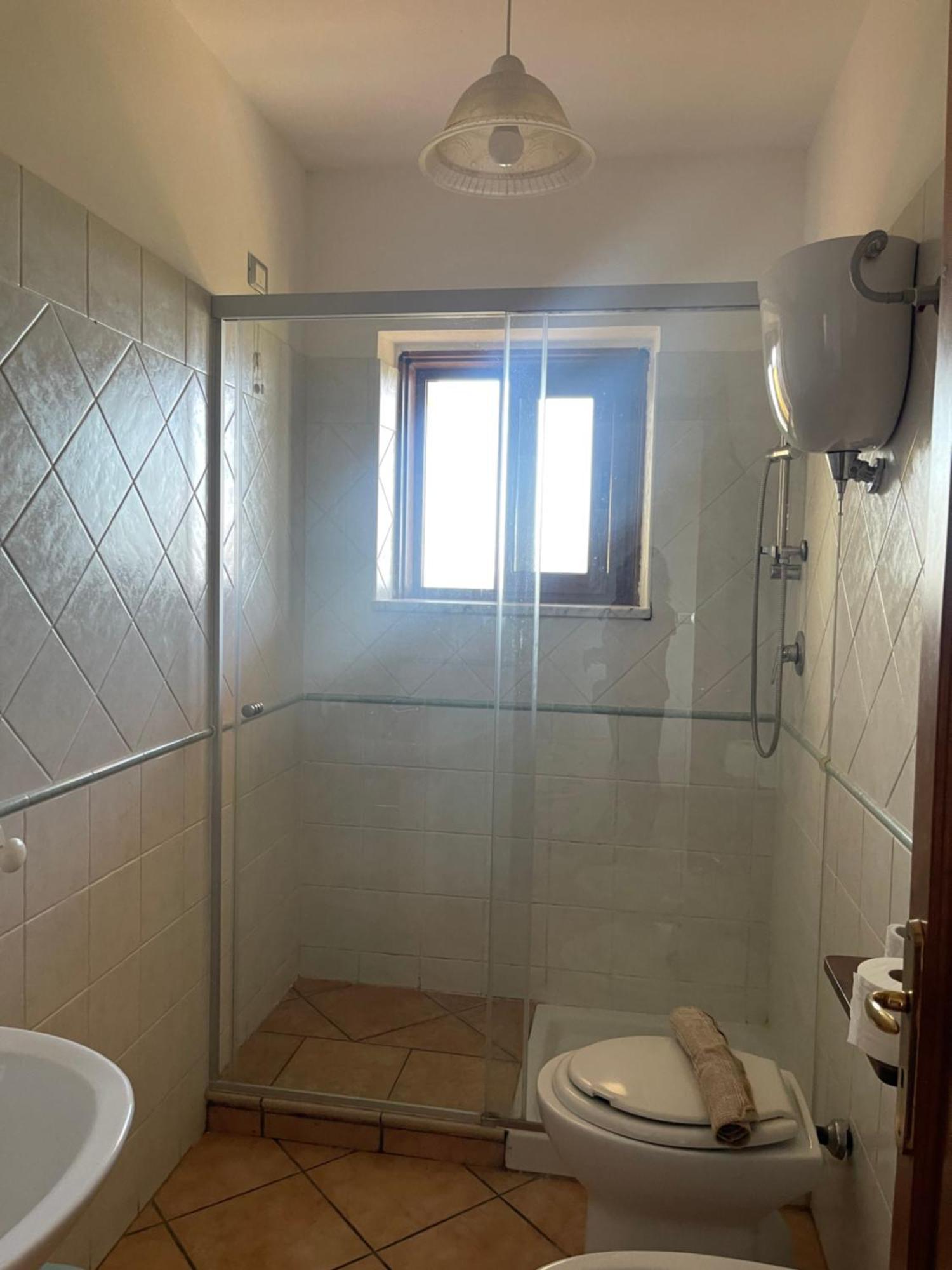 Two-Bedroom Apartment,1498861168:JPEG