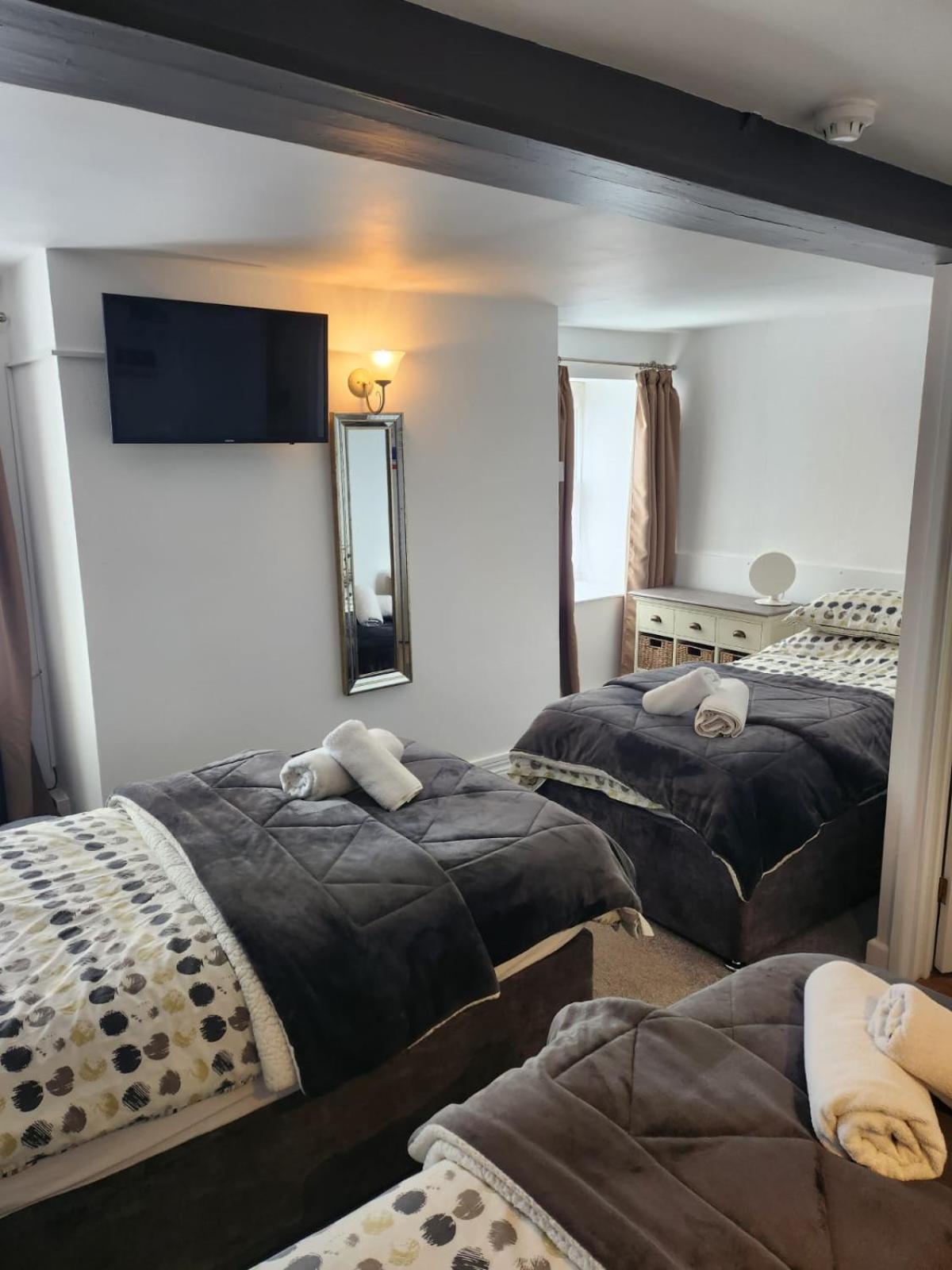 Triple Room - Ground Floor