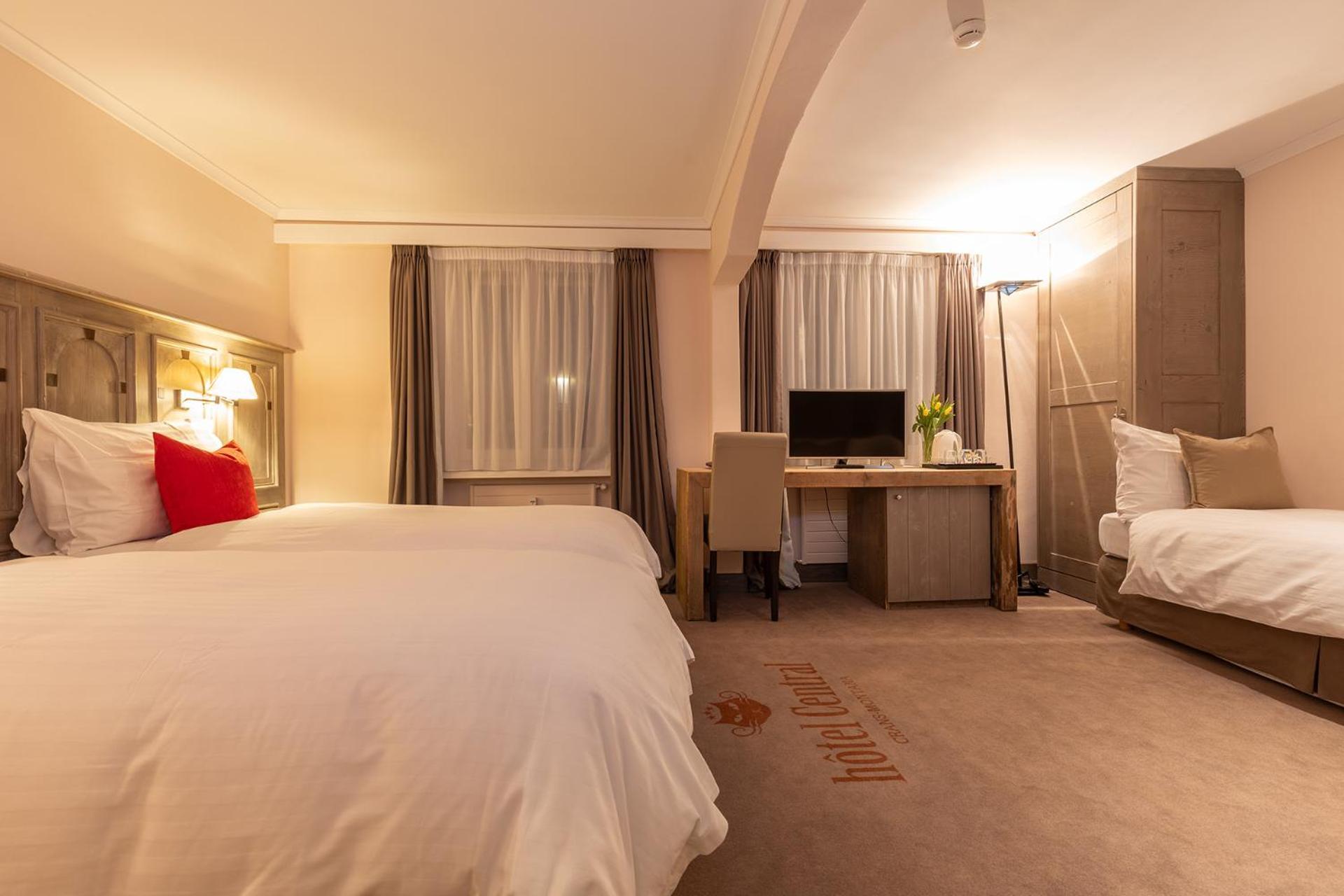 Triple Room