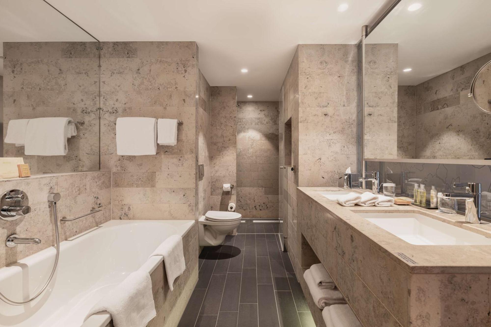 Suite King con 1 Camera da Letto - Accesso Lounge