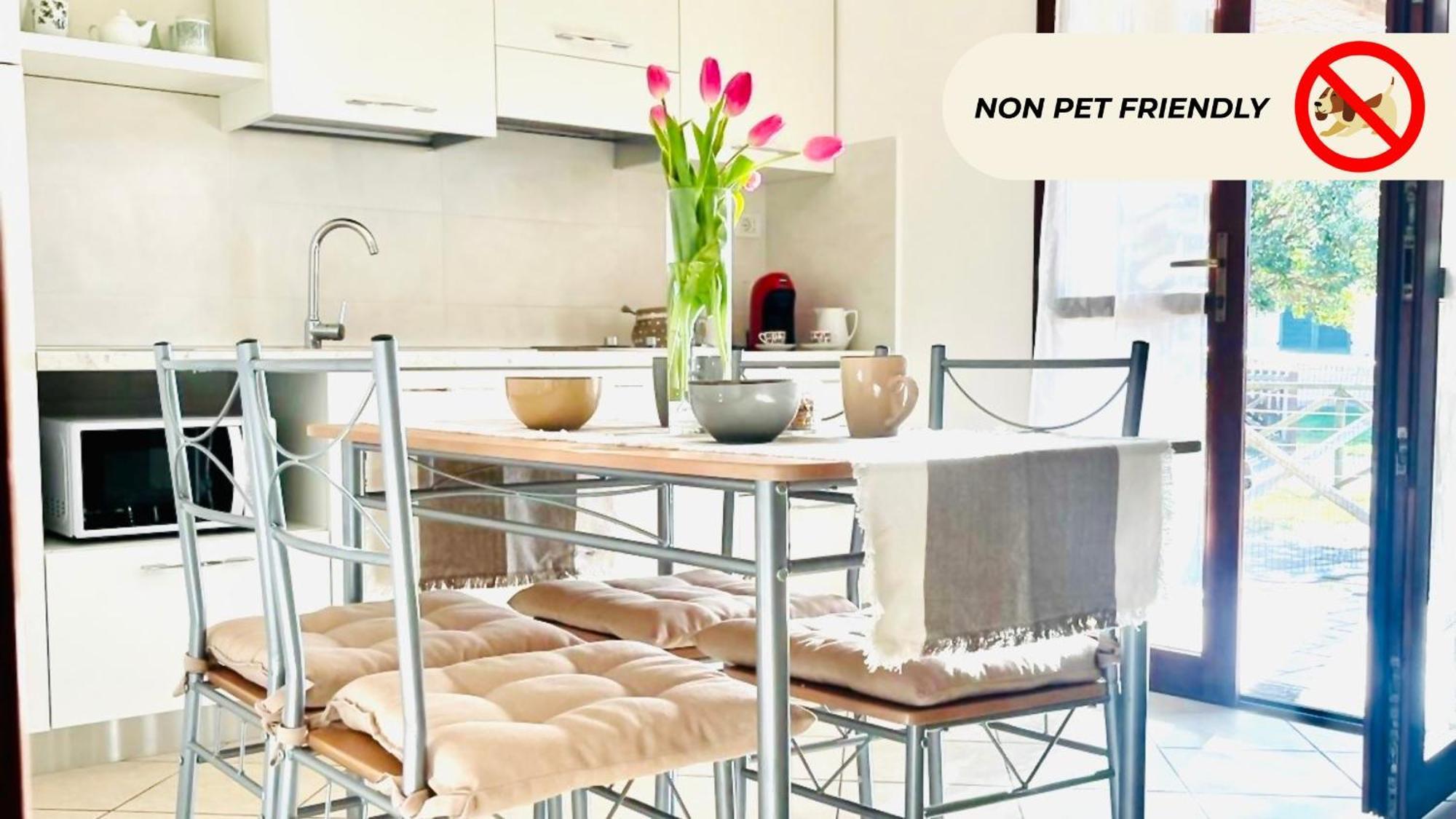 One-Bedroom Apartment Plus