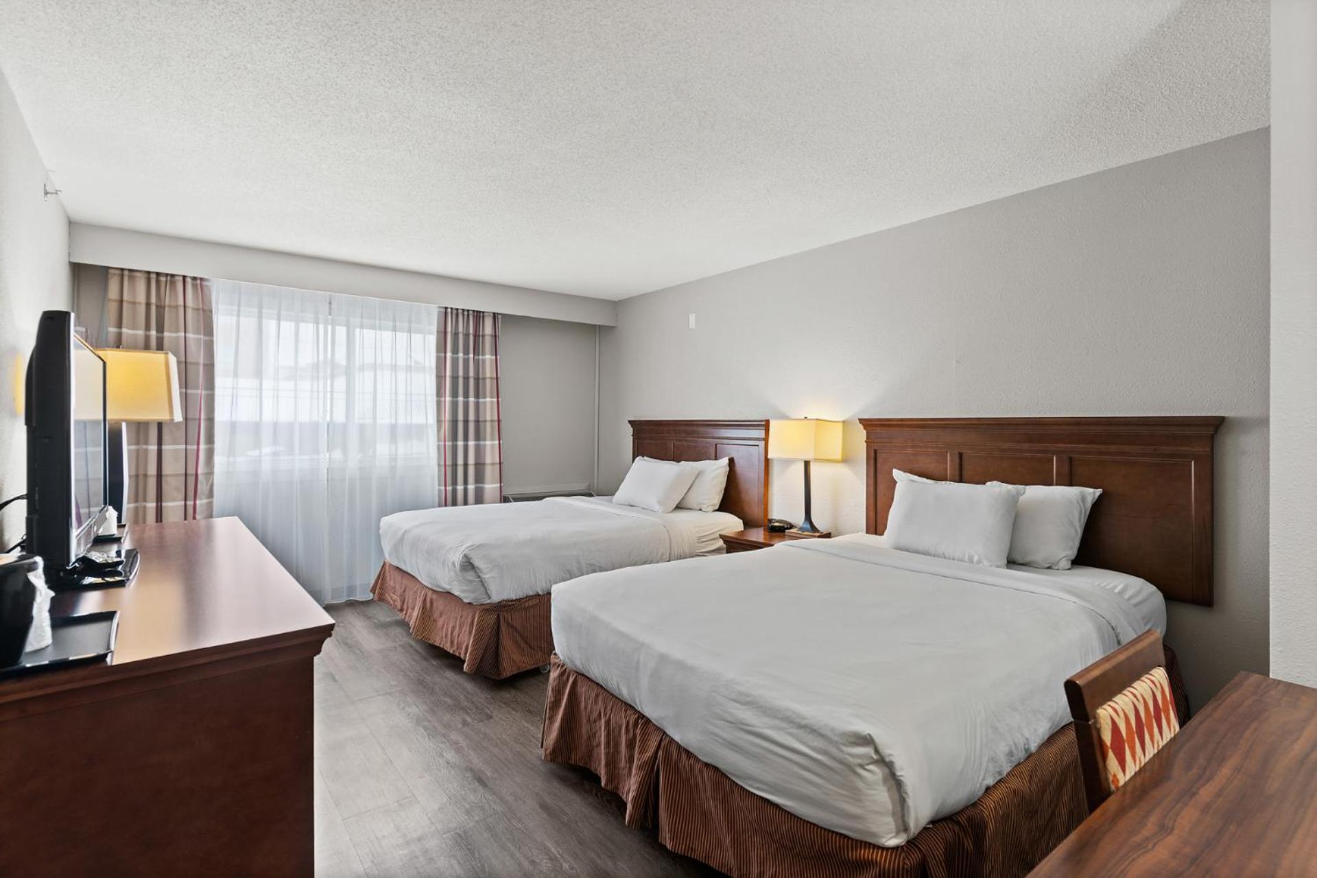 Queen Suite