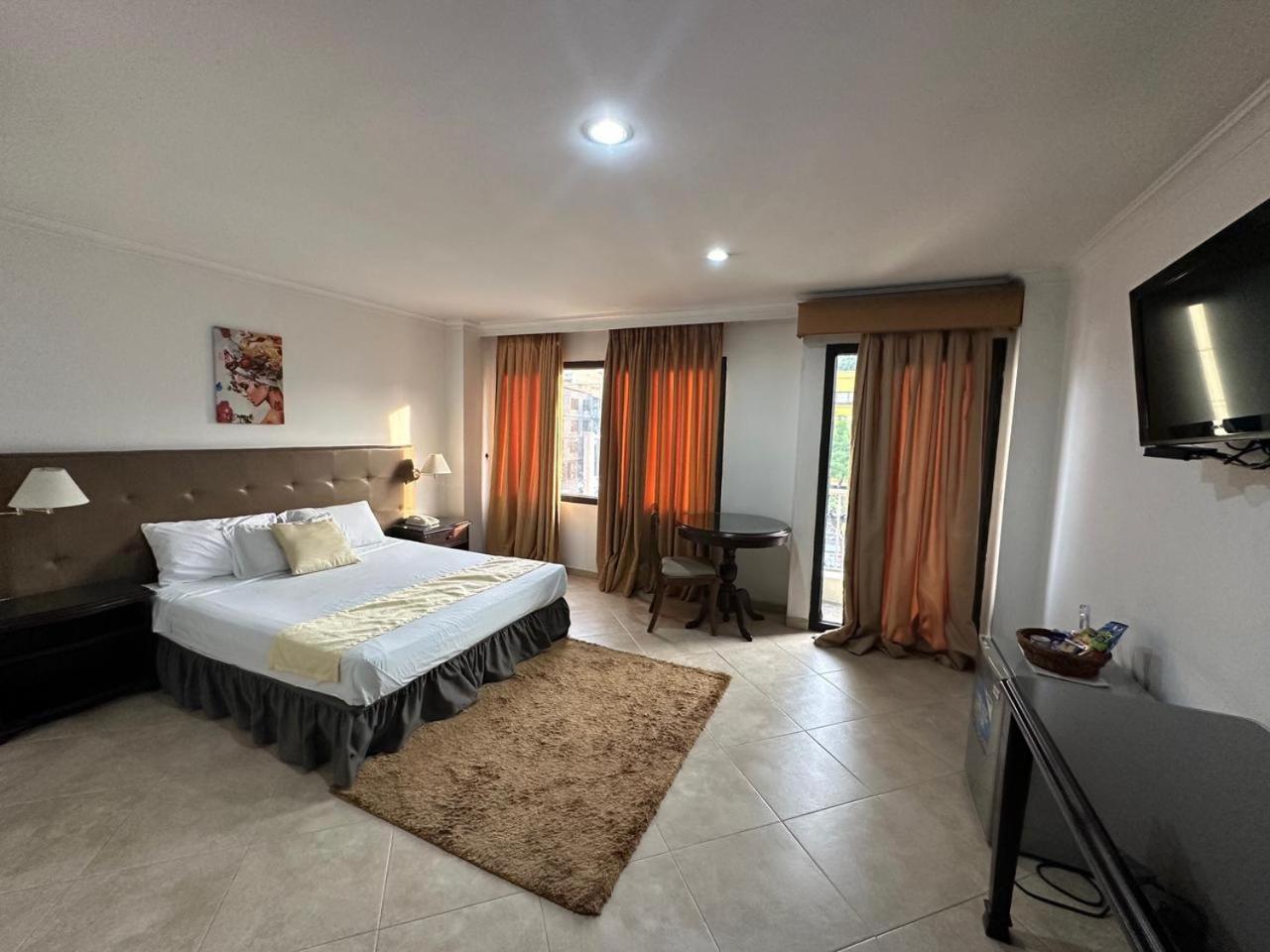 Habitación Doble Deluxe con balcón