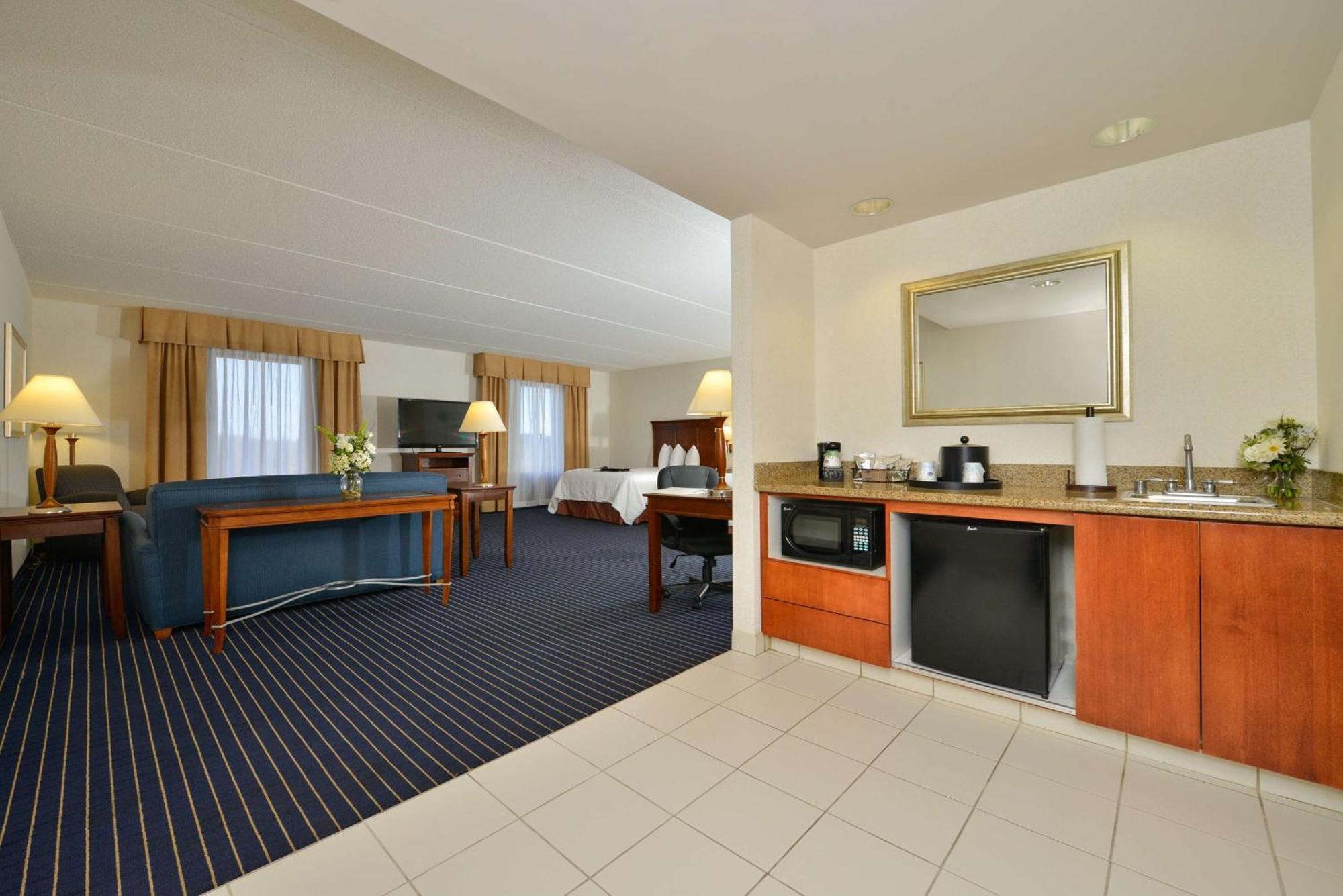 Queen Studio Suite Two Queen Beds Non-Smoking,1499577976:JPEG