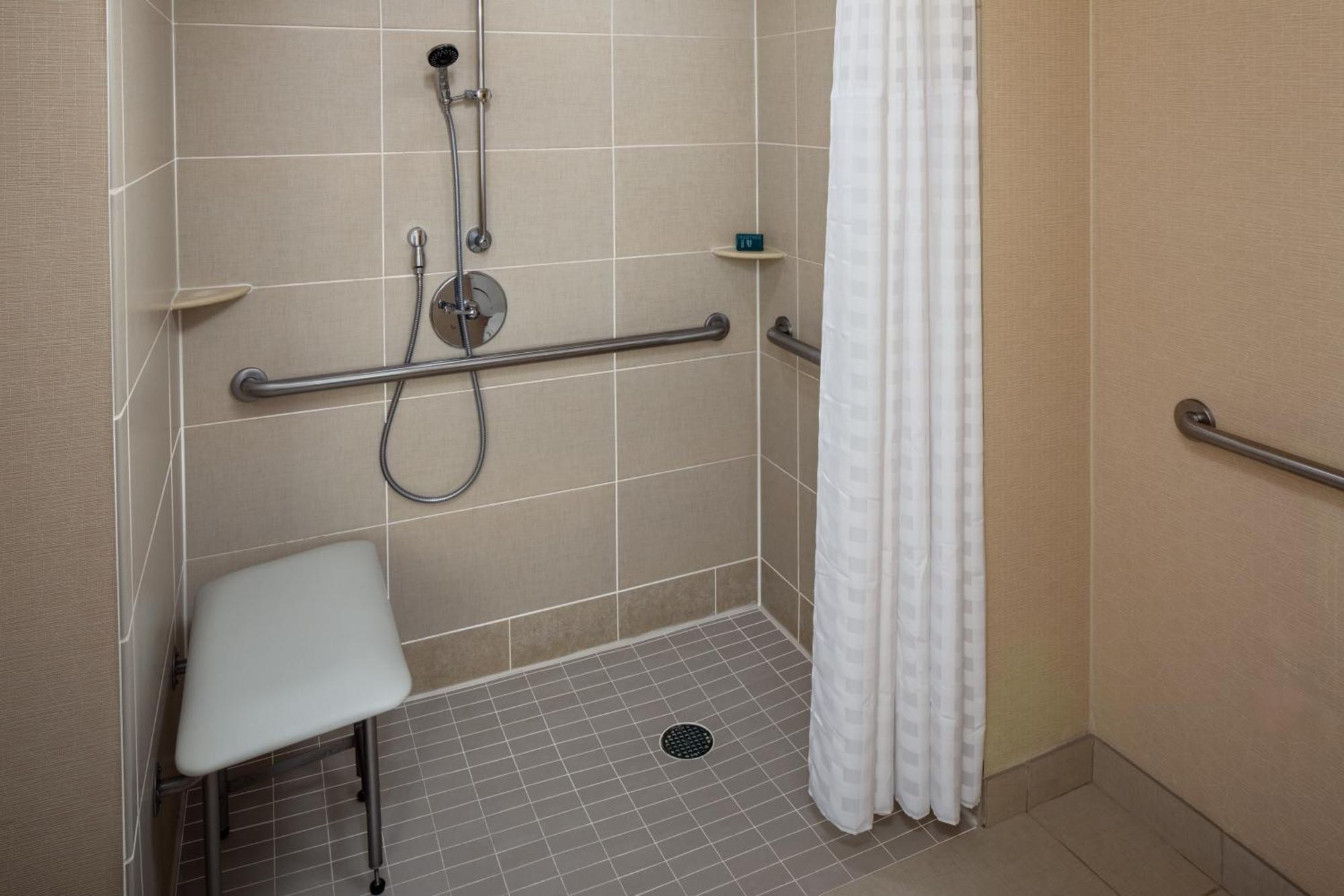 King Room Roll Shower Mobility Access