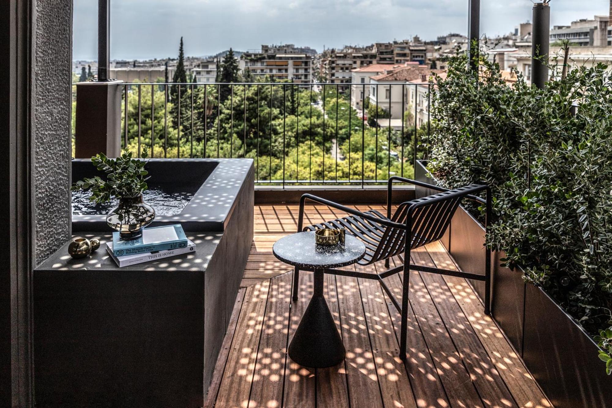 Xlarge Acropolis view with Hot Tub