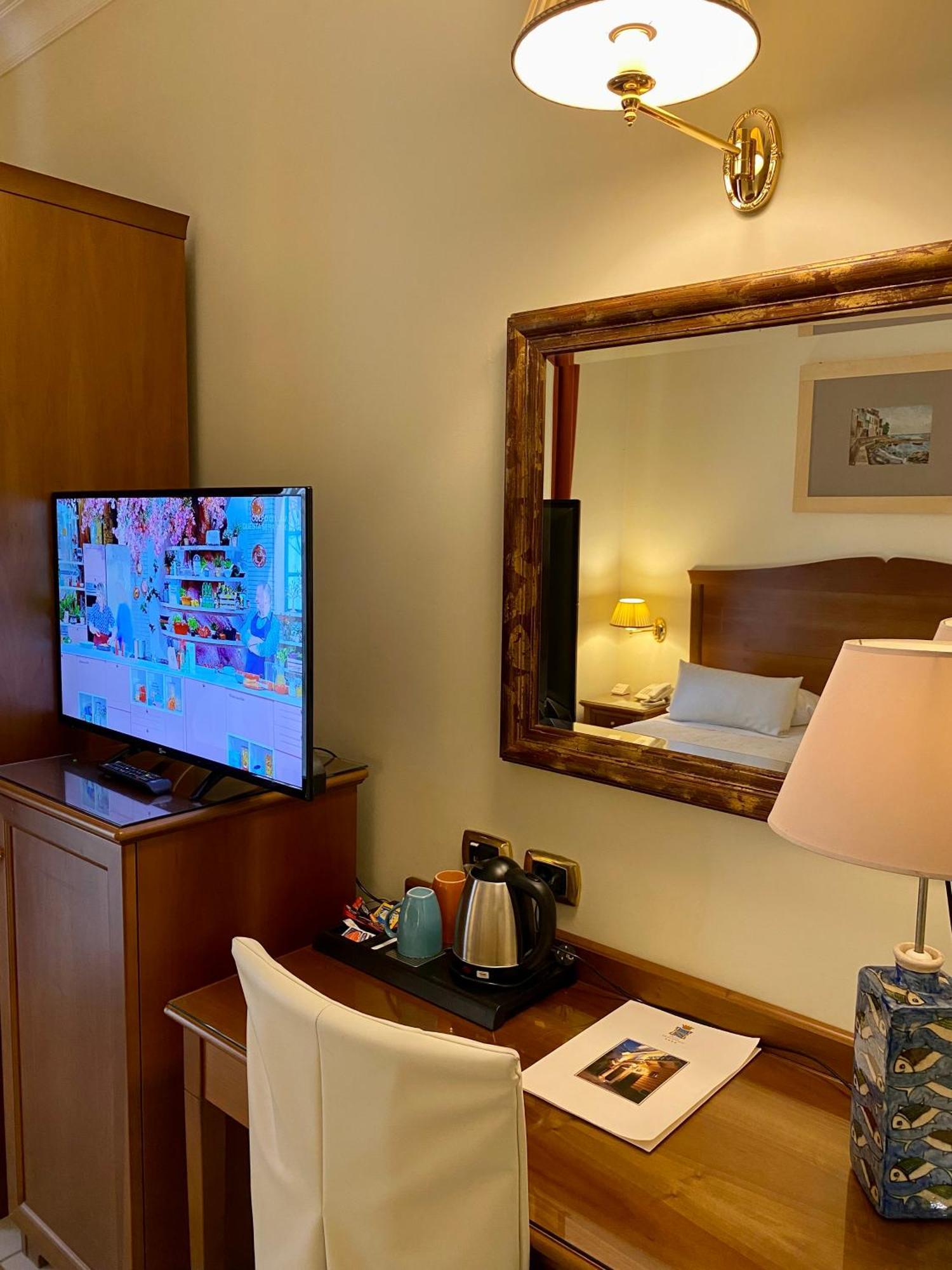 Double or Twin Room Balcony