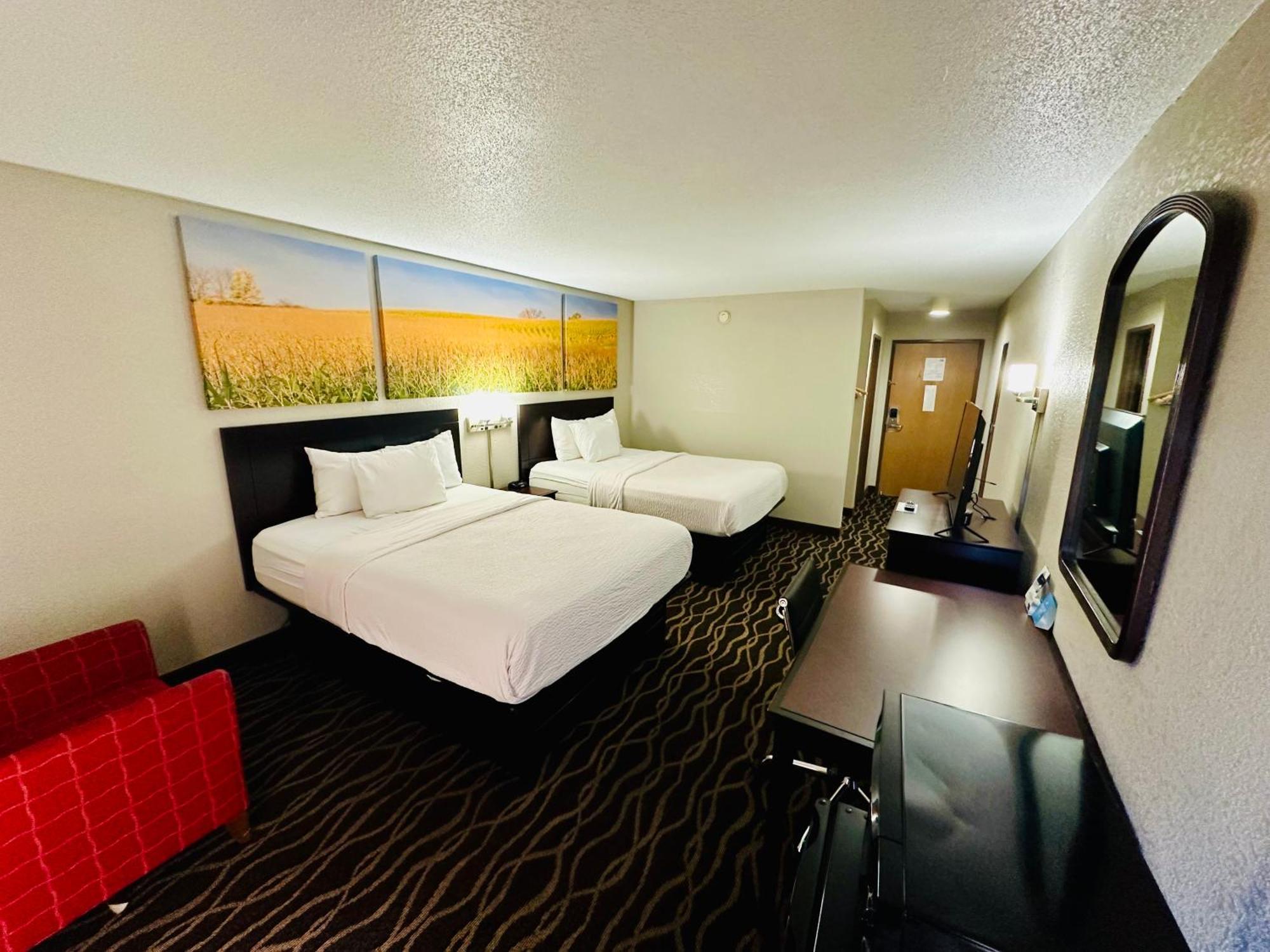 Queen Room Two Queen Beds Non-Smoking