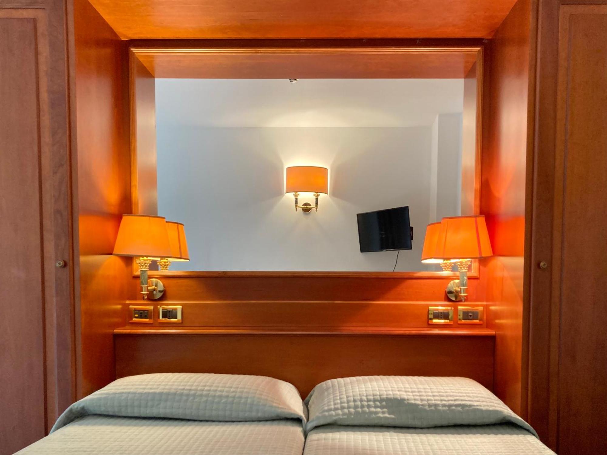 Studio with Sofa Bed
