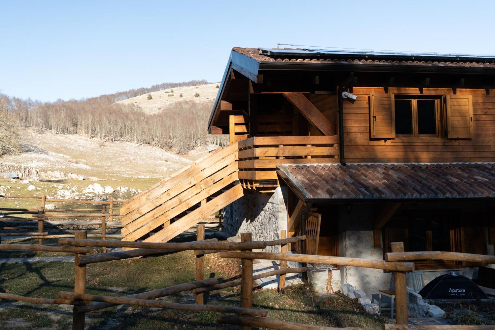 Camera Familiare con Balcone