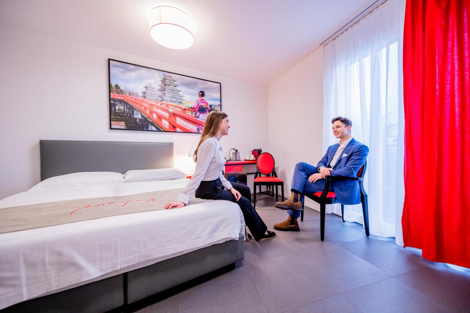 Deluxe Double Room Balcony,1508555206:JPEG