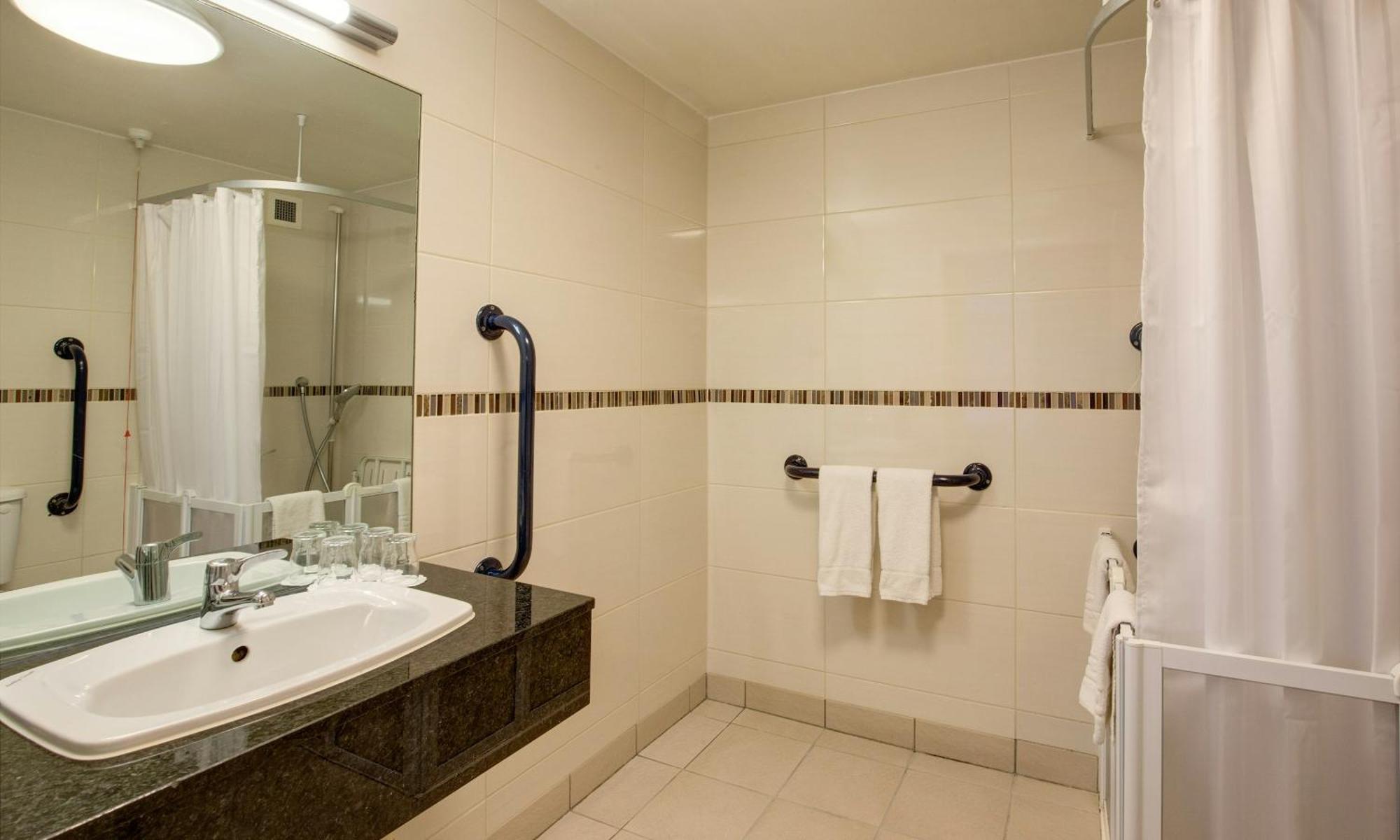Quarto Familiar