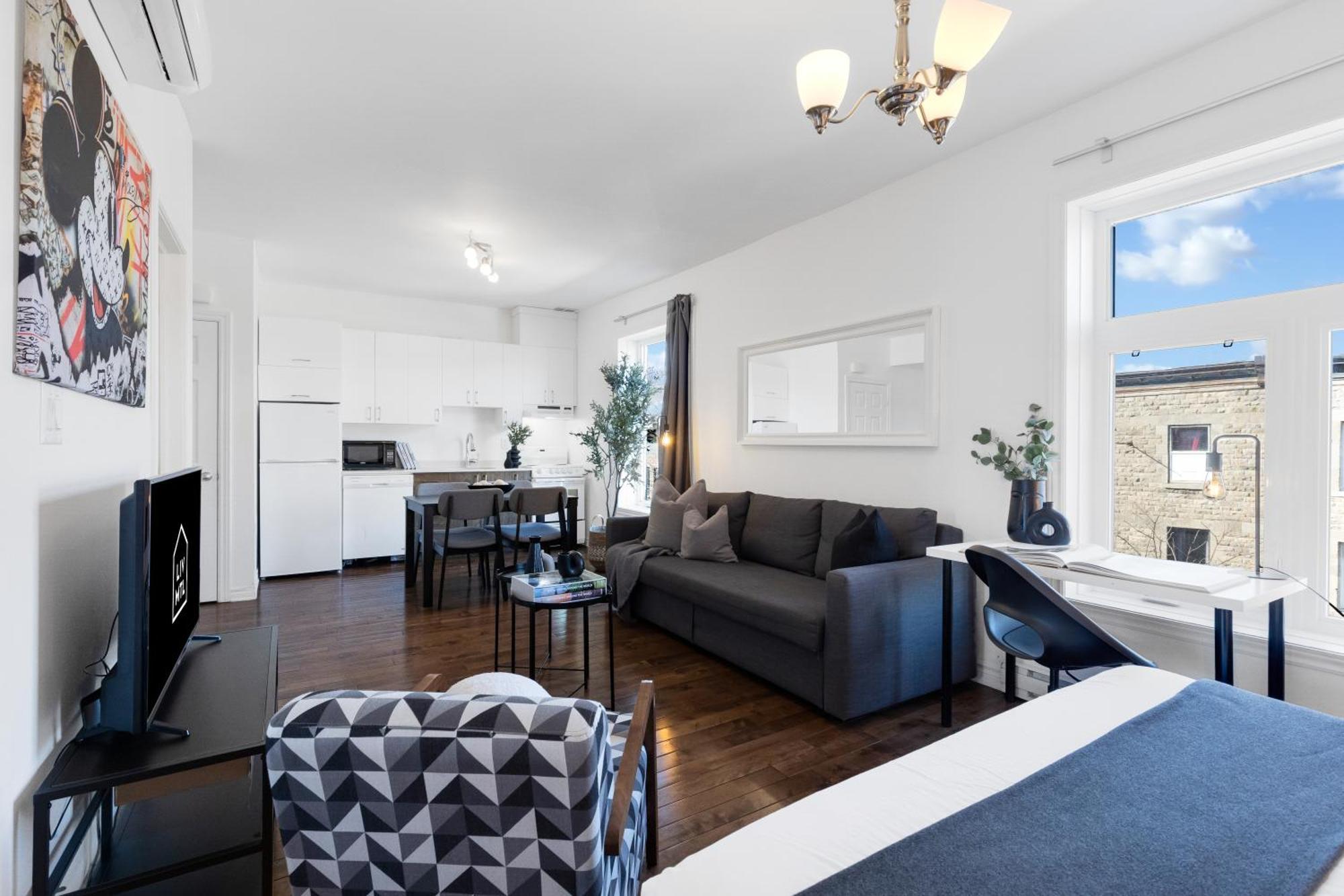Studio Apartment Balcony