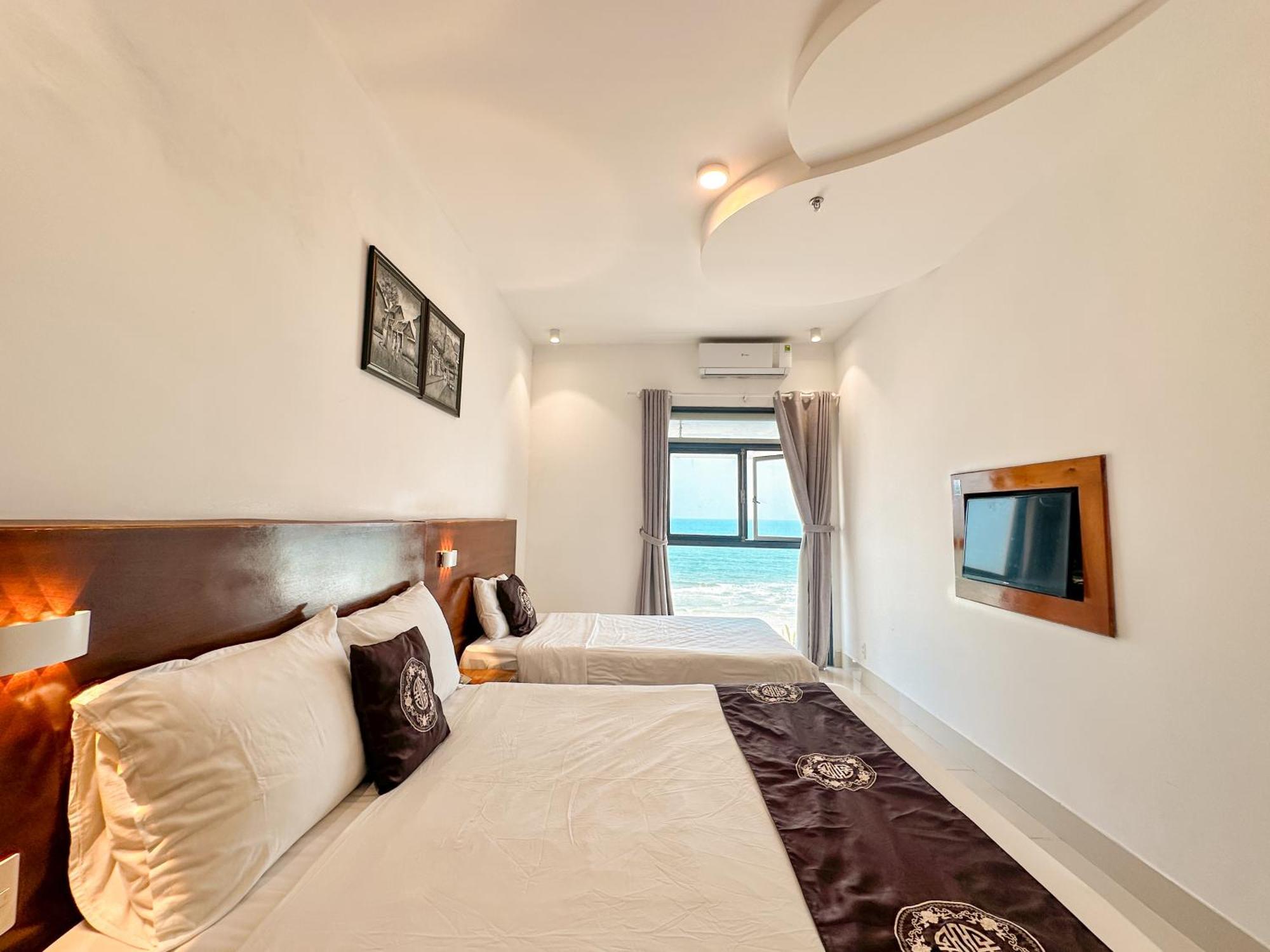 Triple Room Sea View