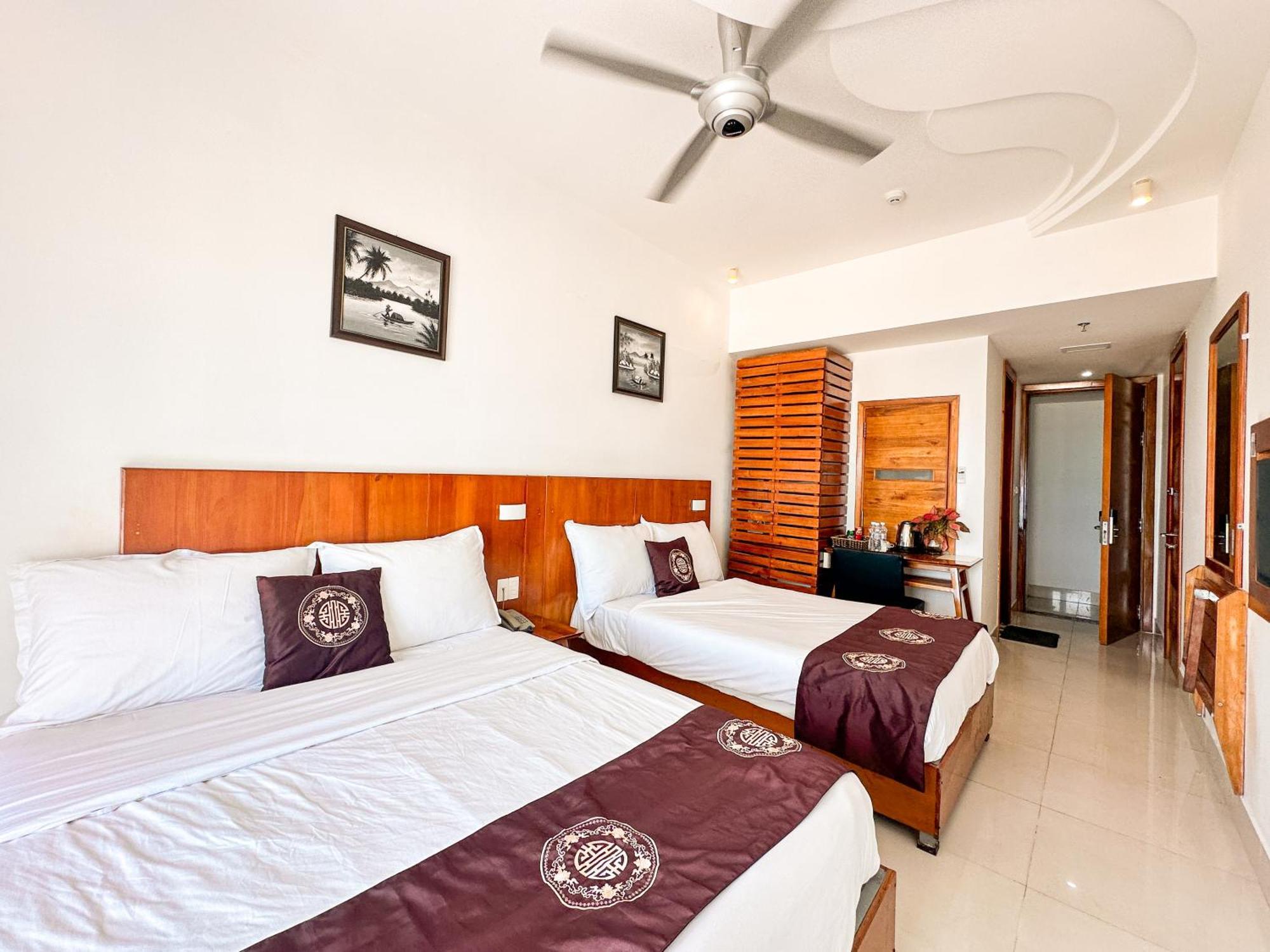 Triple Room City View
