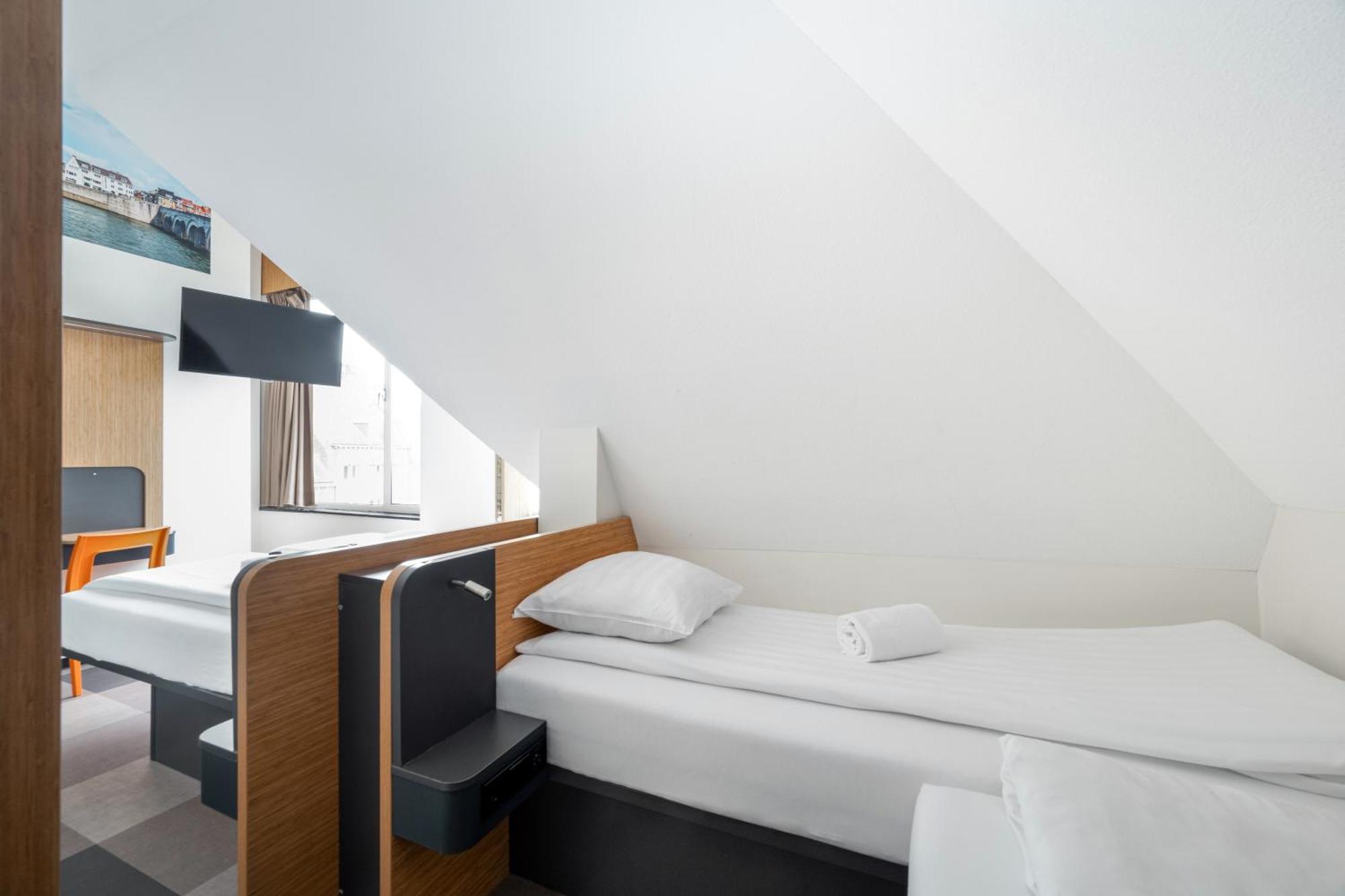 Small Family Quad Room