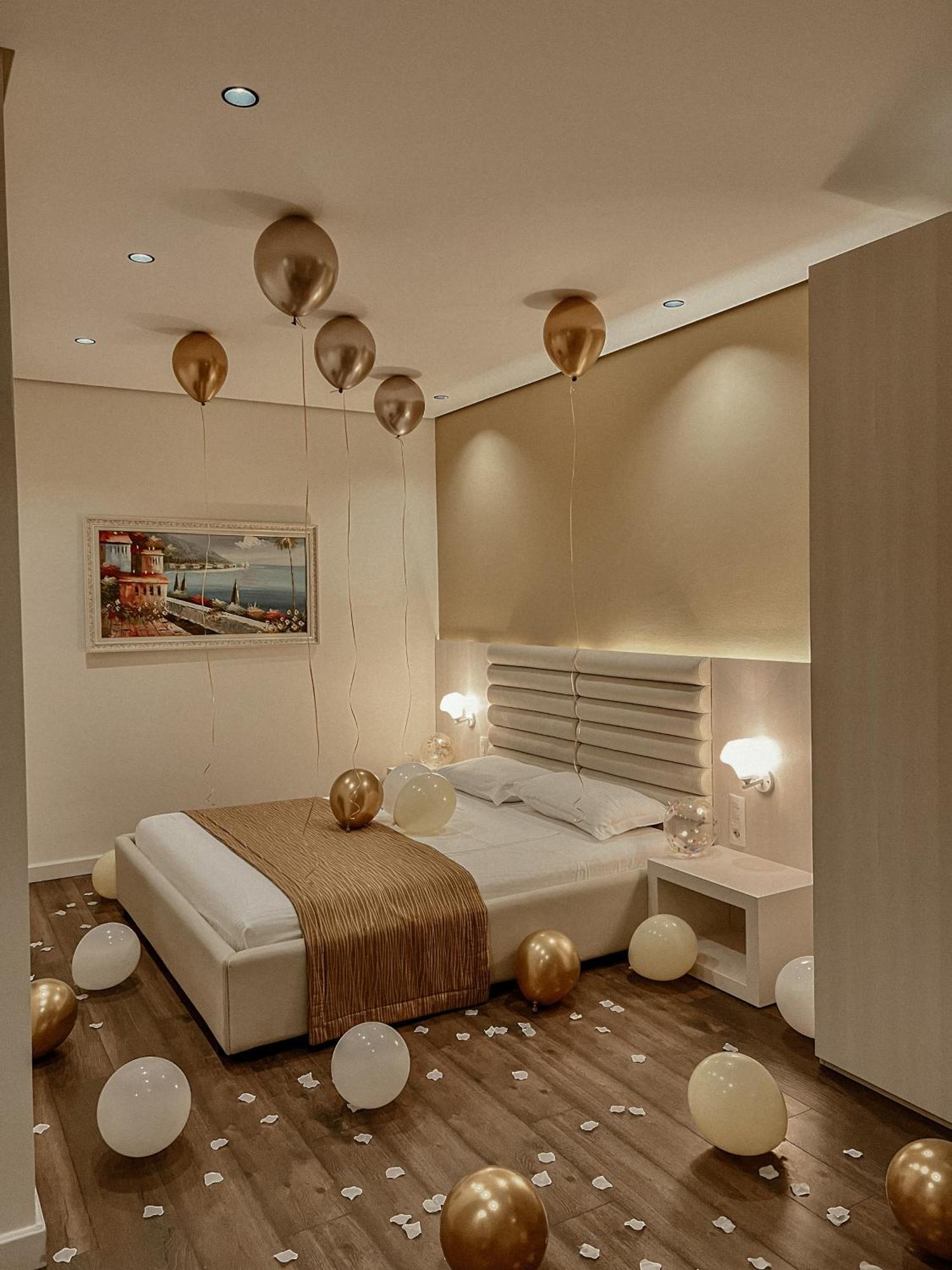 Deluxe Double Room Side Sea View