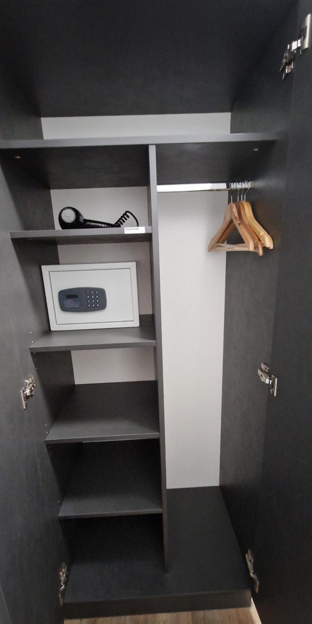 Doppelzimmer mit Zustellbett