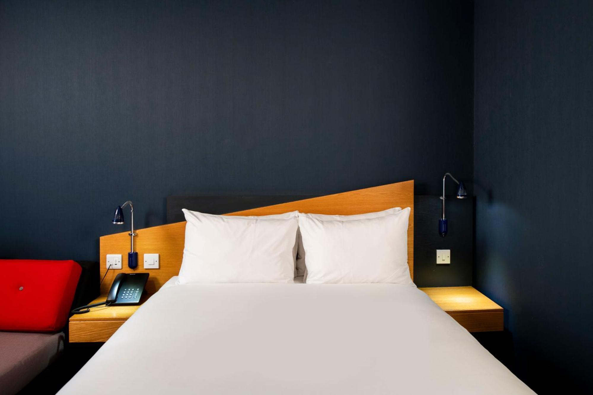 Standard Double Room with Sofa Bed and Free Hot Breakfast