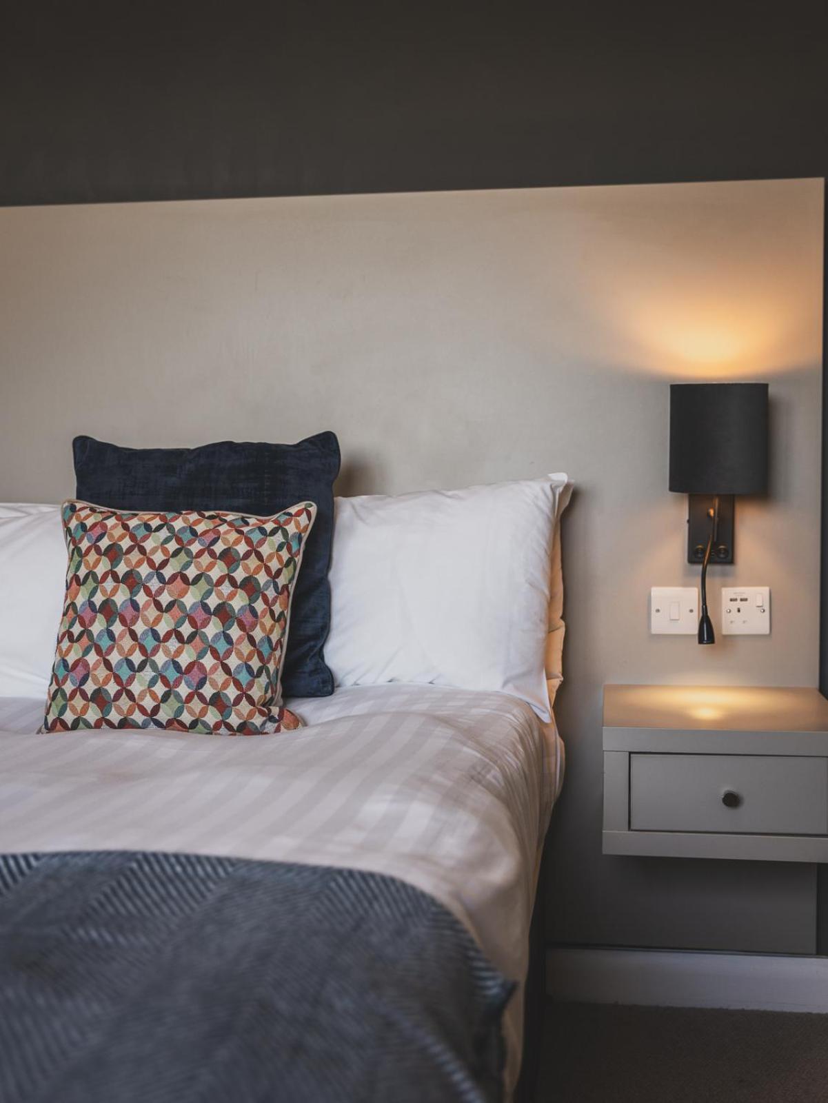 Deluxe Single Room