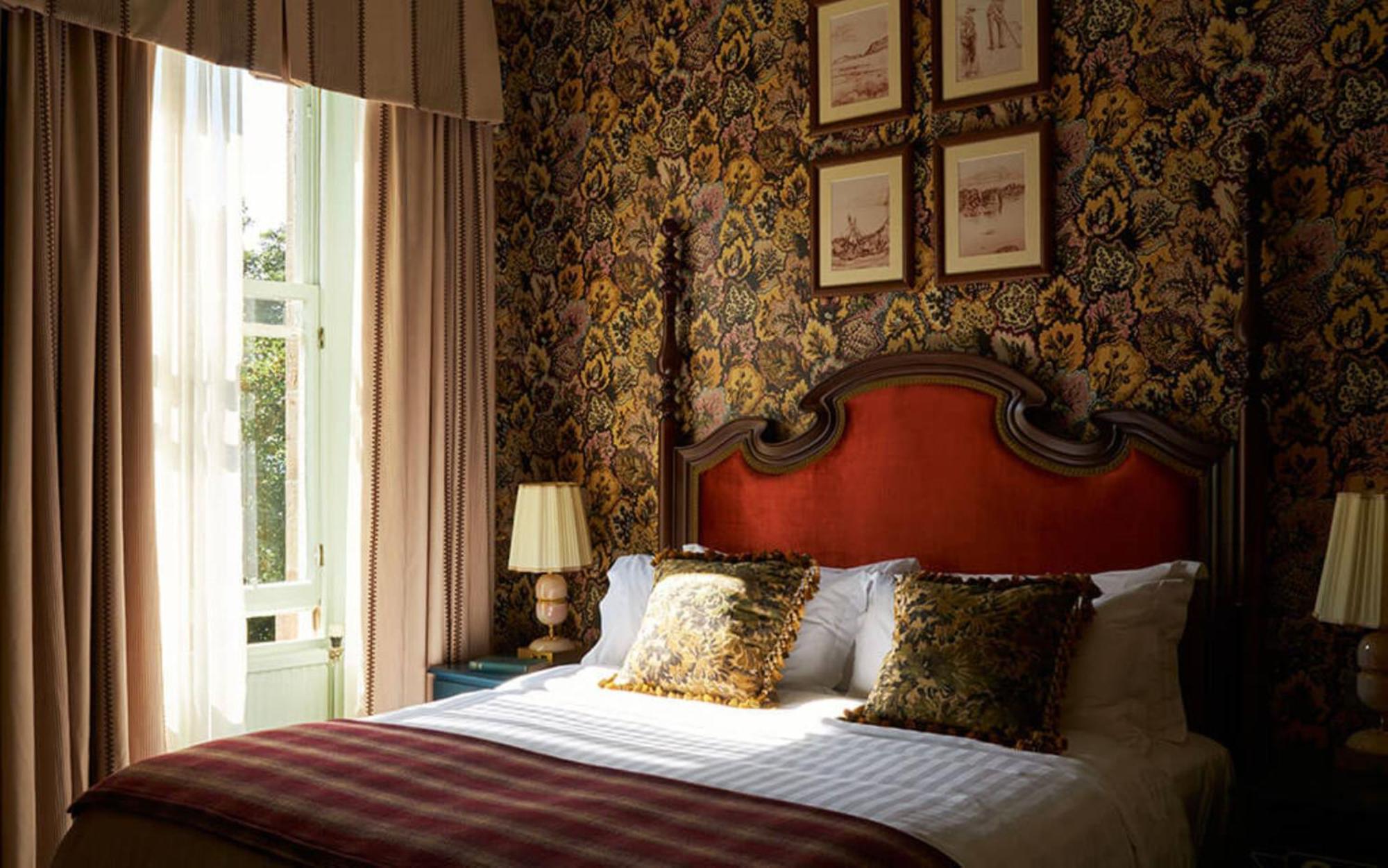 Double Room,1516348741:JPEG