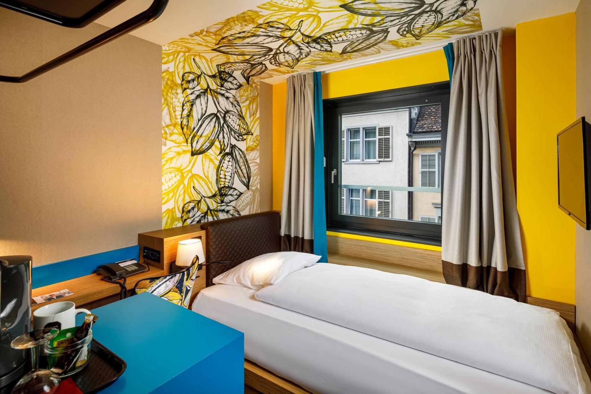 Standard Single Room small