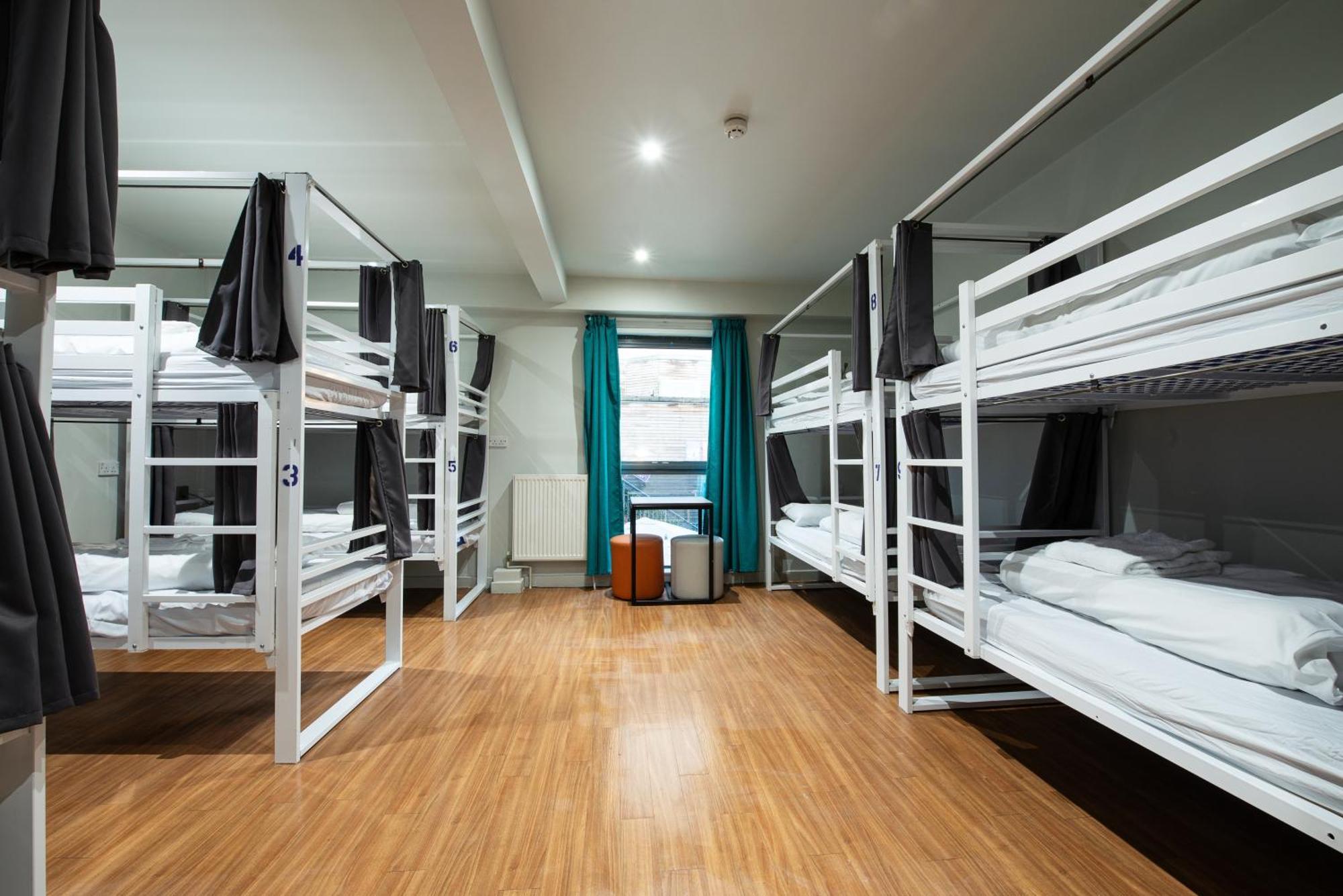 Bed 10-Bed Dormitory Room