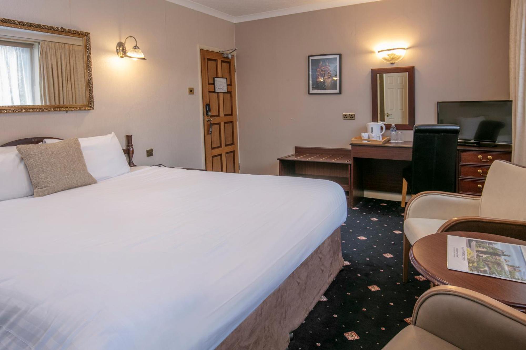 Standard Twin Room - Non-Smoking