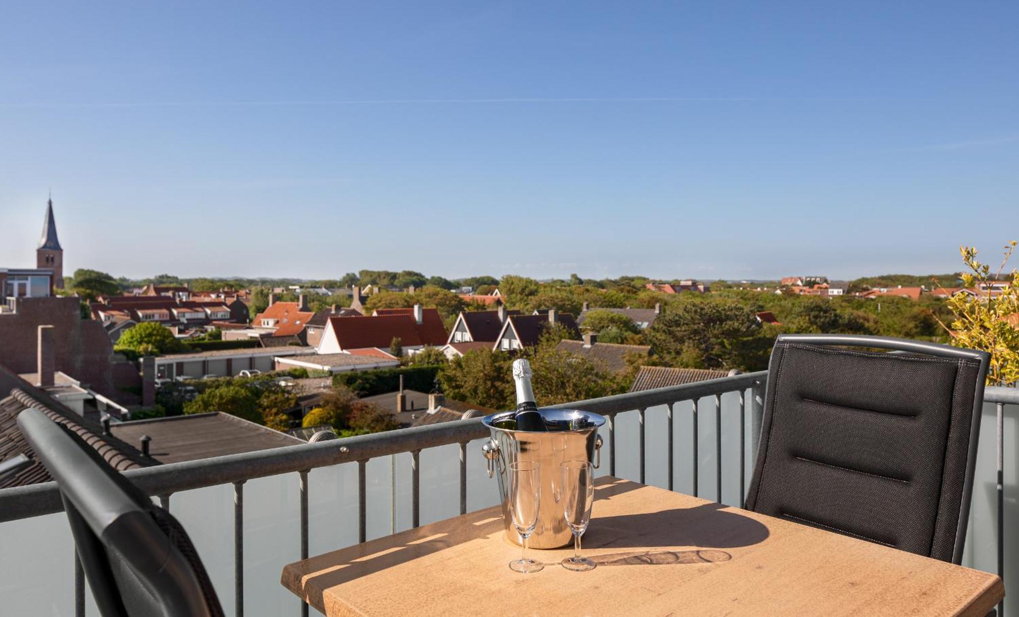 Deluxe Doppelzimmer mit Balkon und Meerblick