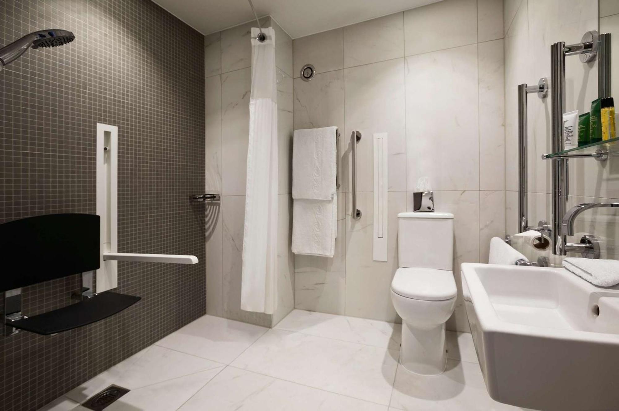 Double Room Mobility Access