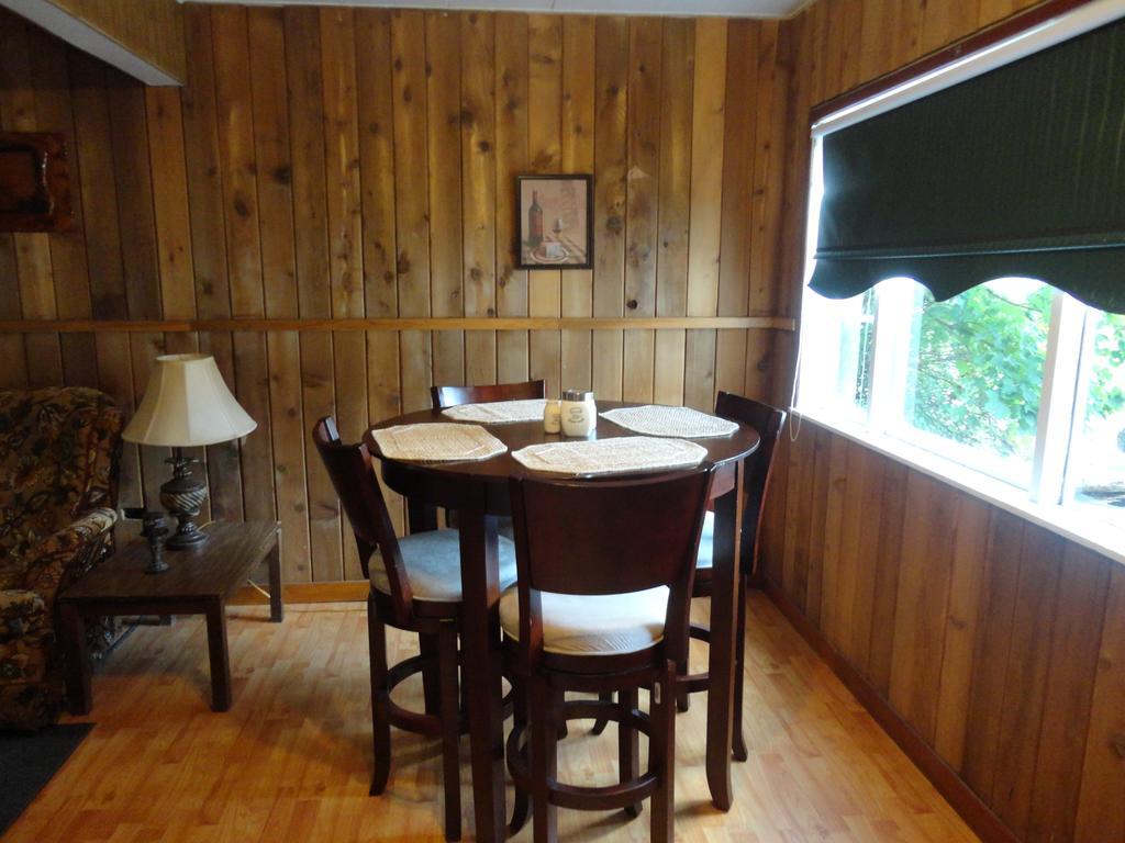 One-Bedroom Double Cottage
