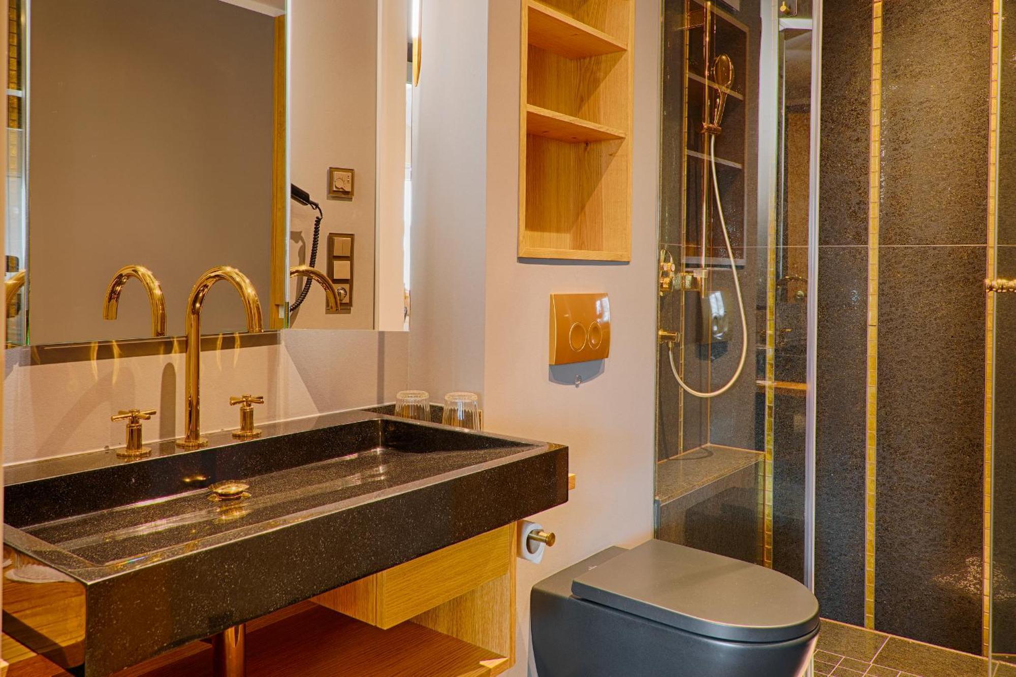 Superior Apartment,1517167996:JPEG