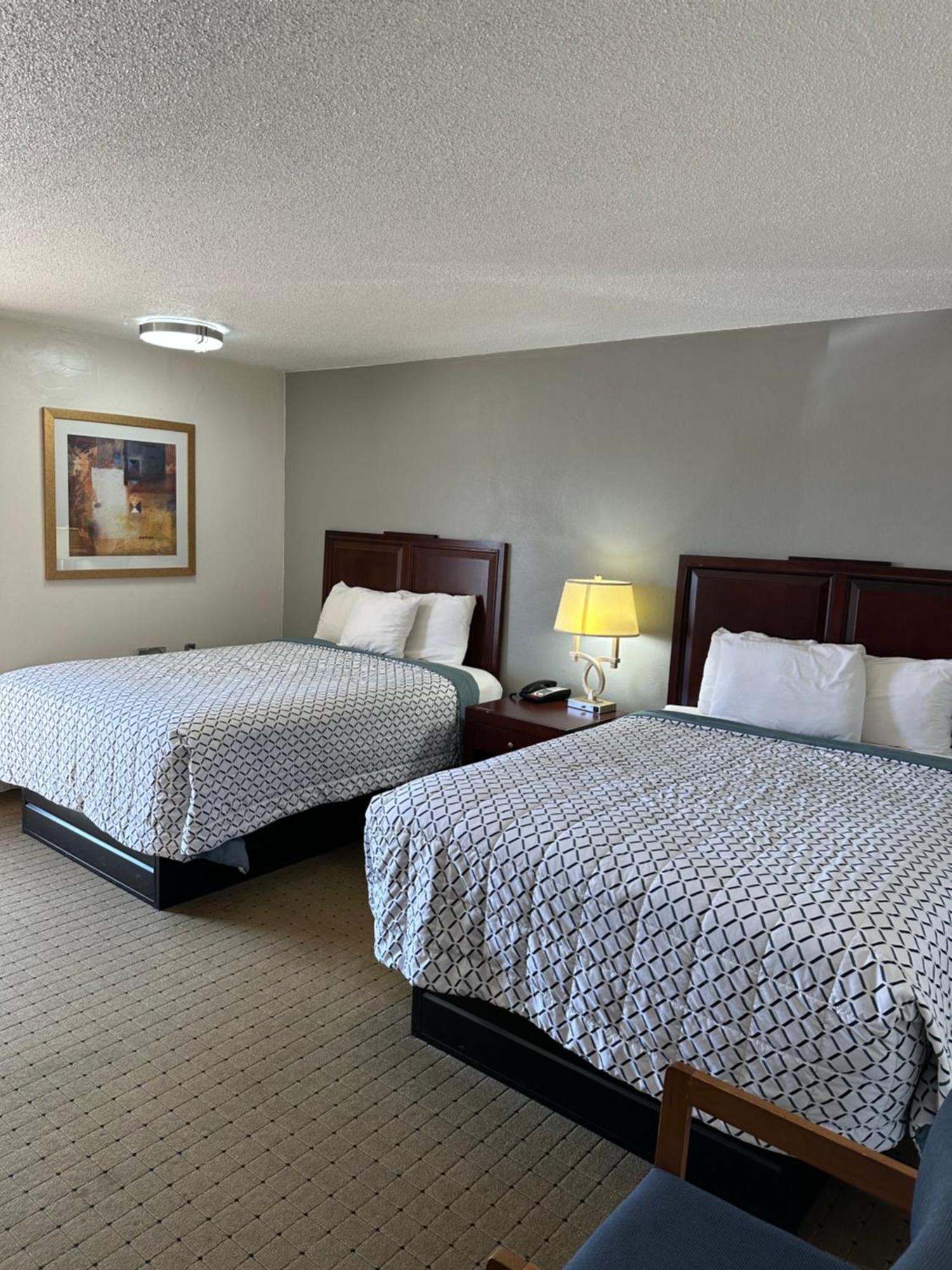 Double Room Two Double Beds Non-Smoking