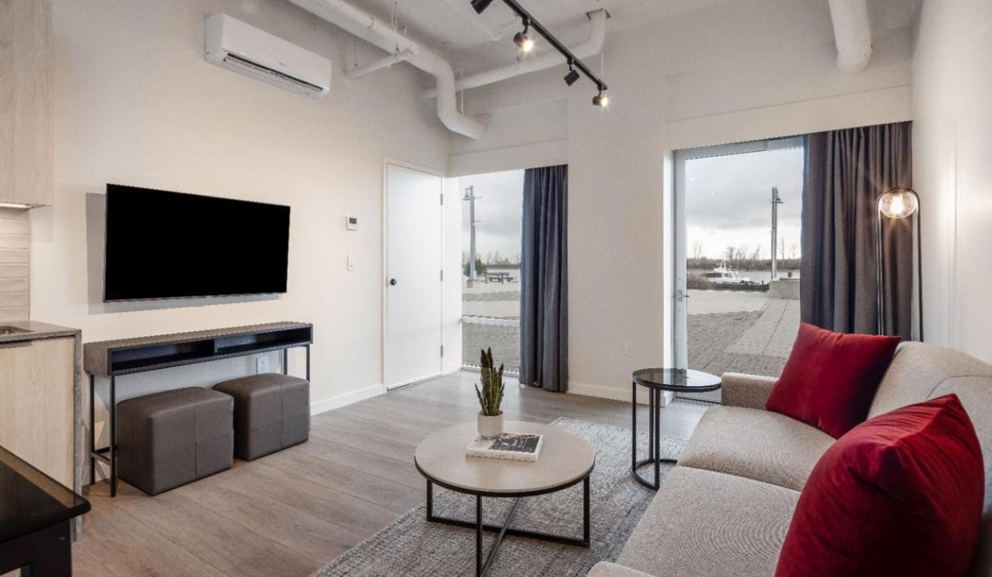 Waterfront Junior One Bedroom Suite
