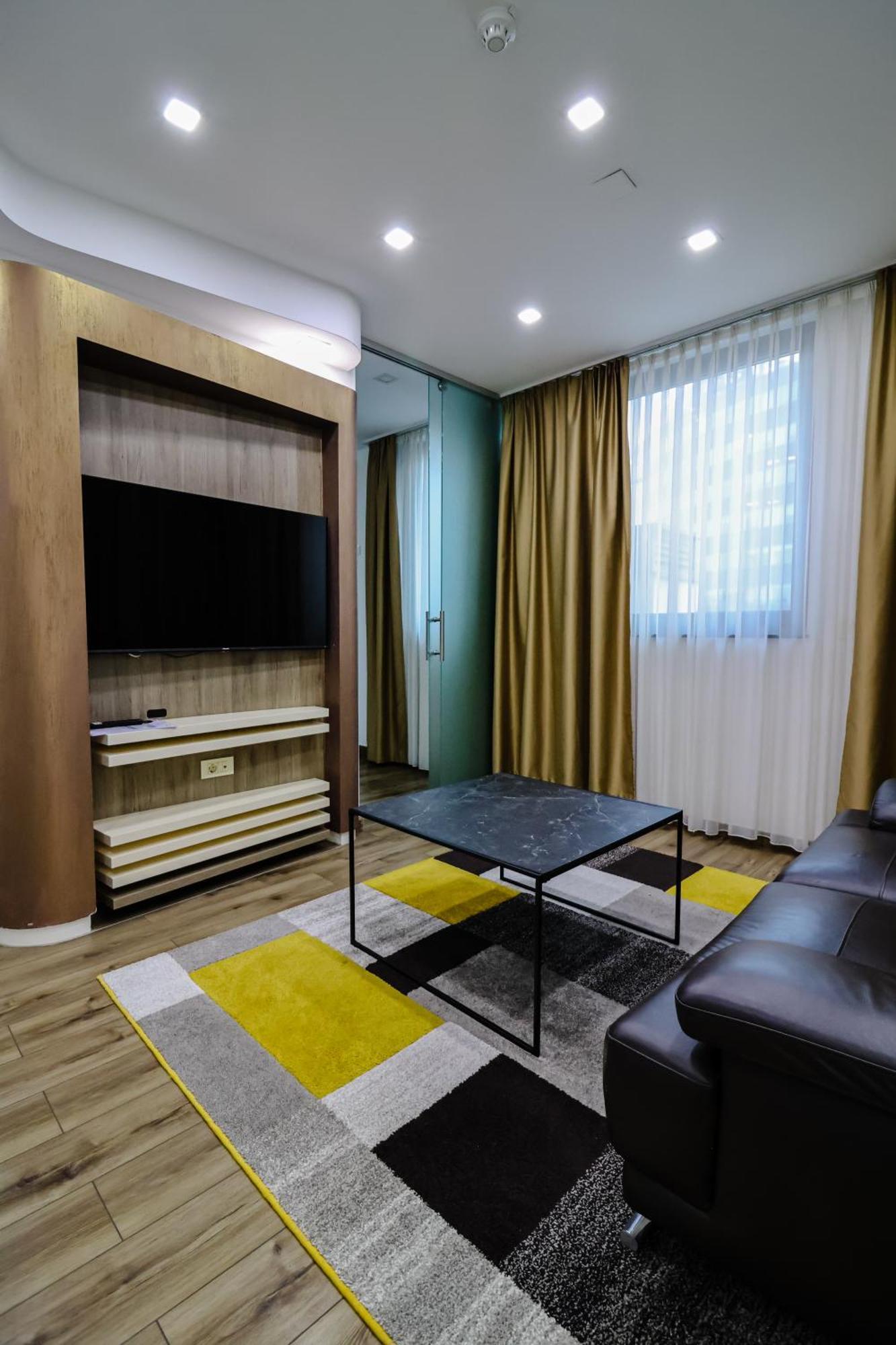 Penthouse Apartment