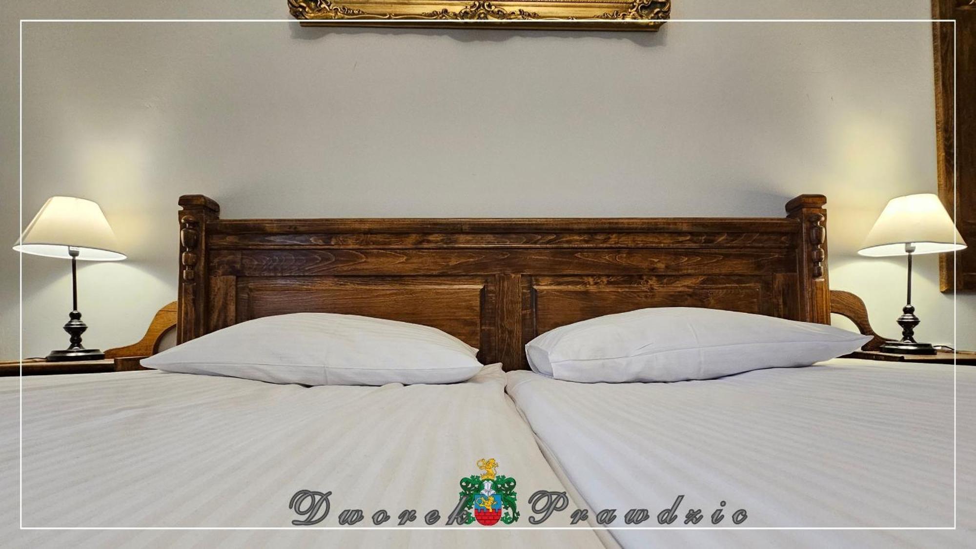 Doppelzimmer mit Balkon