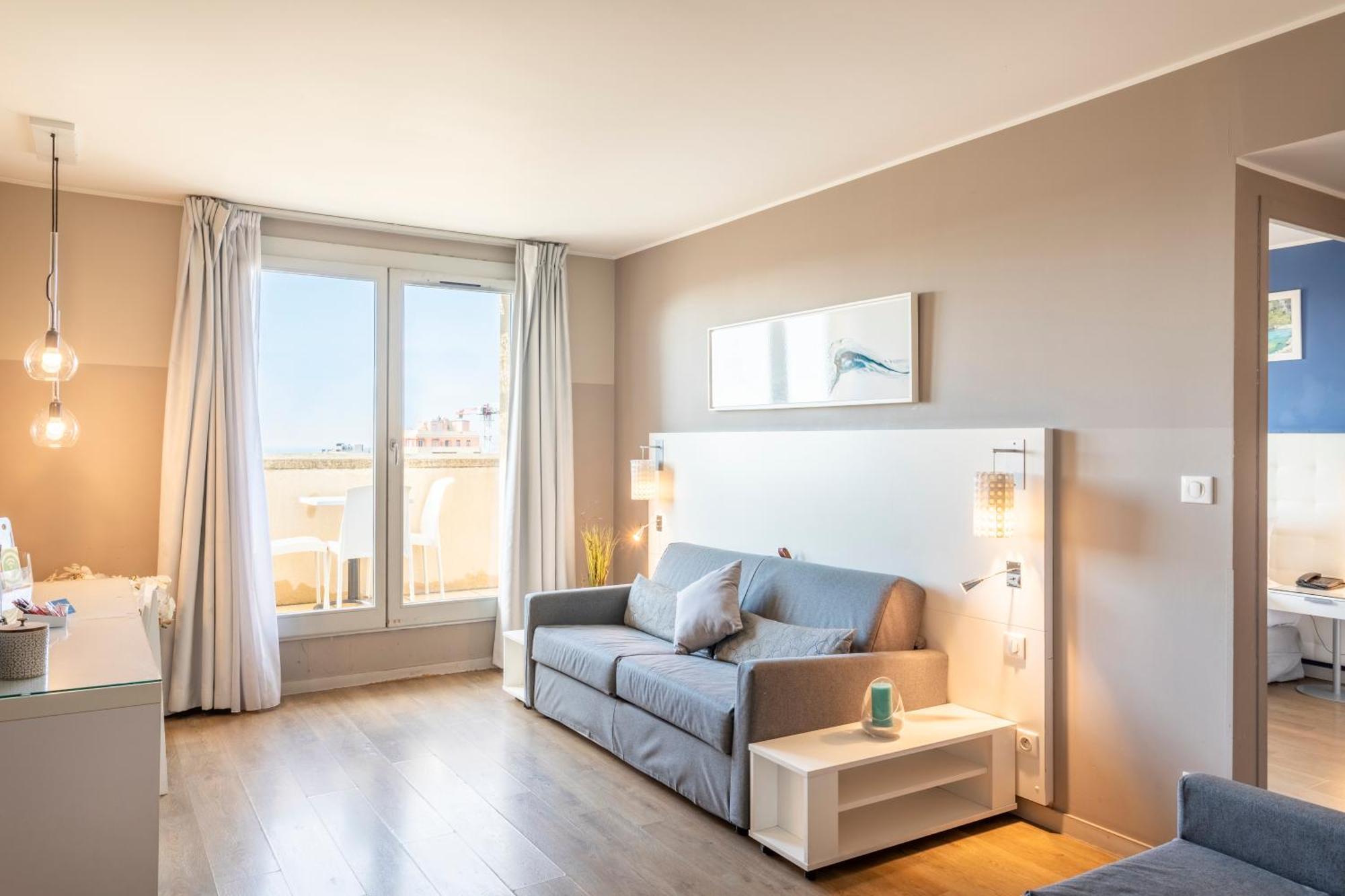 Superior Apartment
