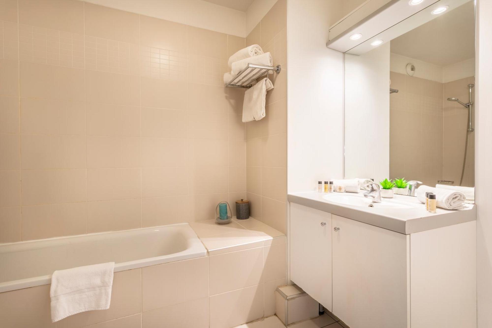 Superior Apartment