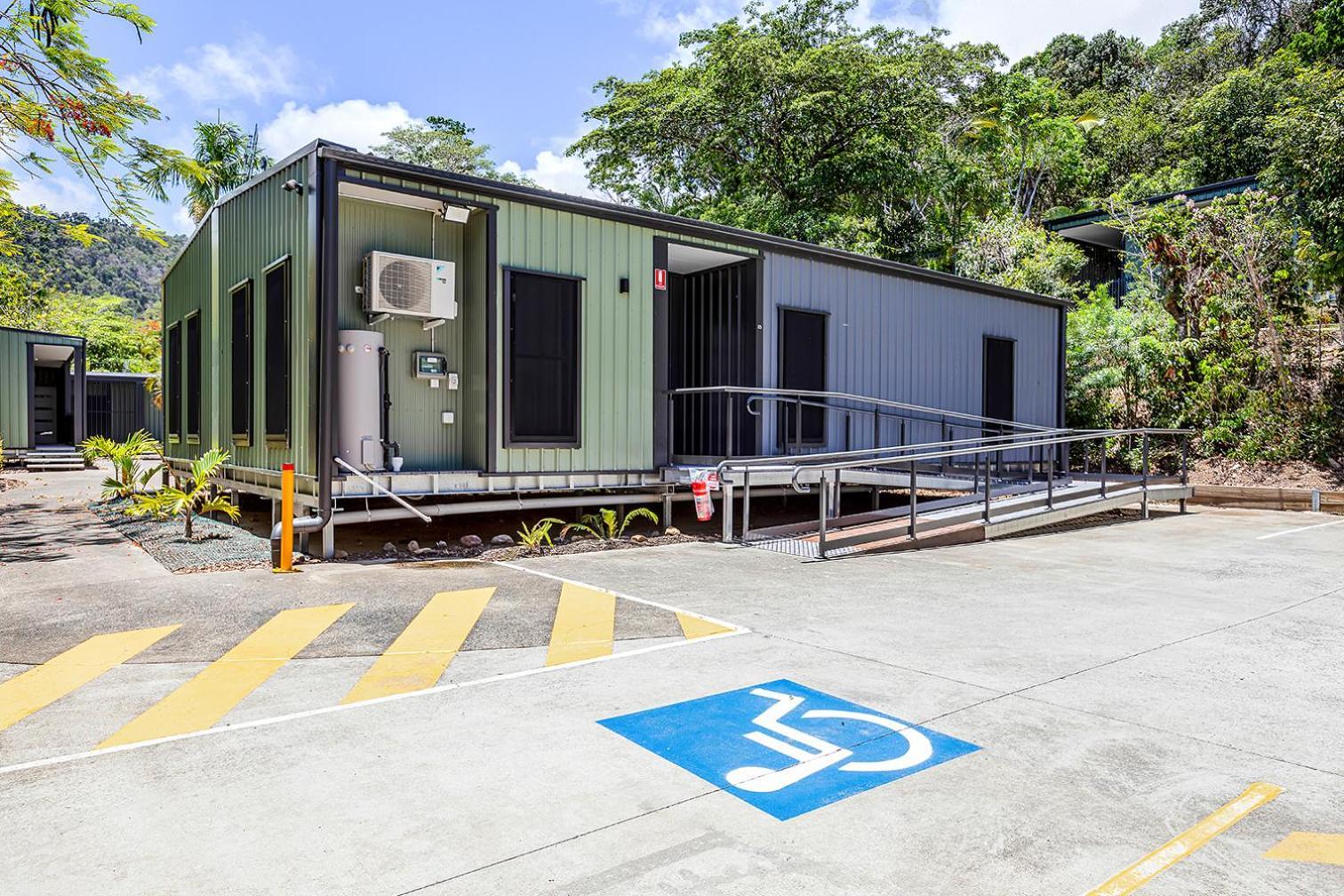 Accessible One Bedroom Villa Queen Bed Kitchenette