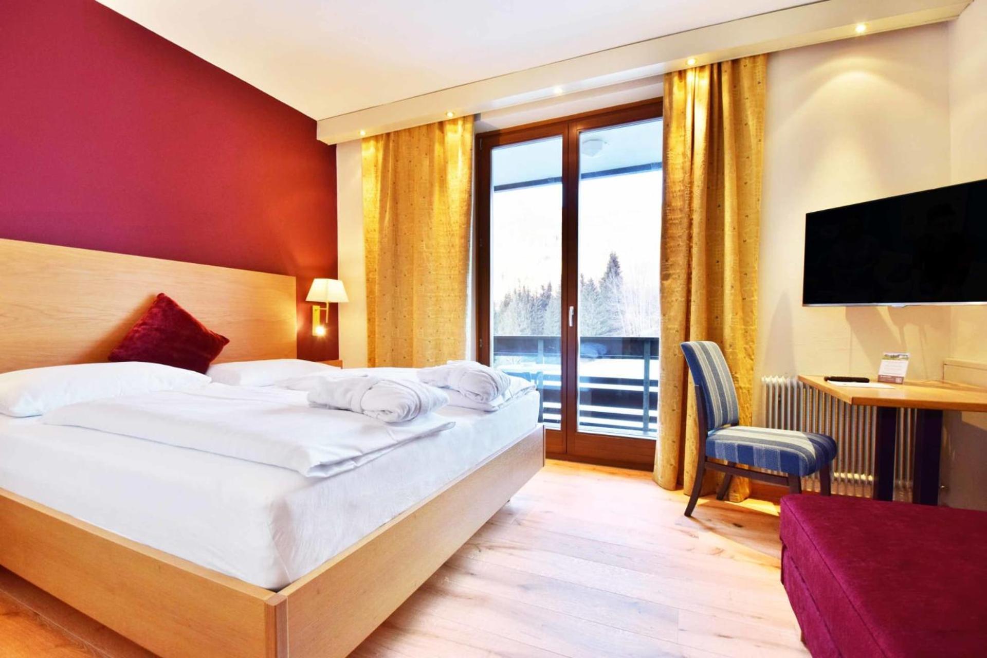 Small Double Room,1565149006:JPEG
