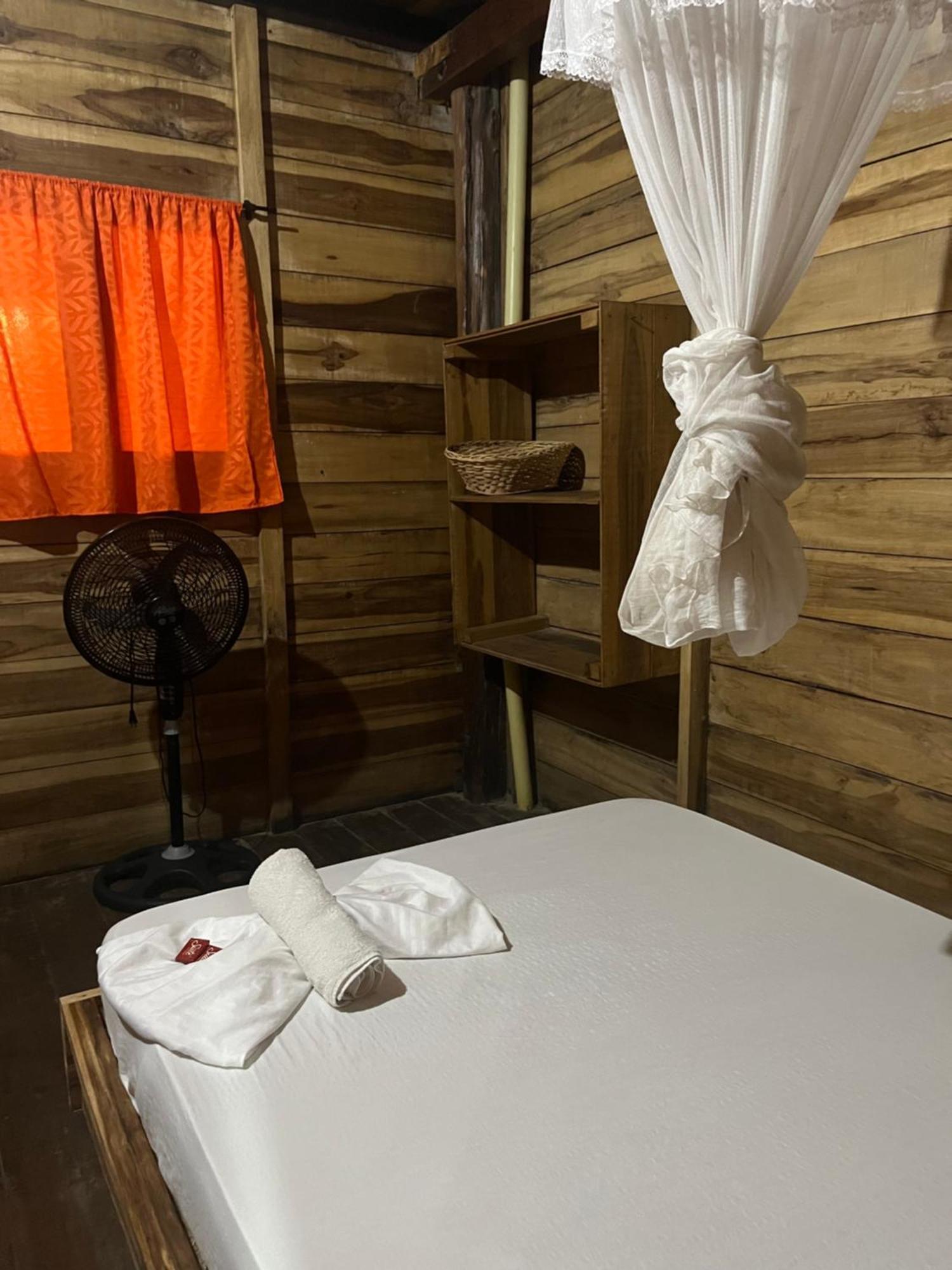 Habitación Doble con baño privado