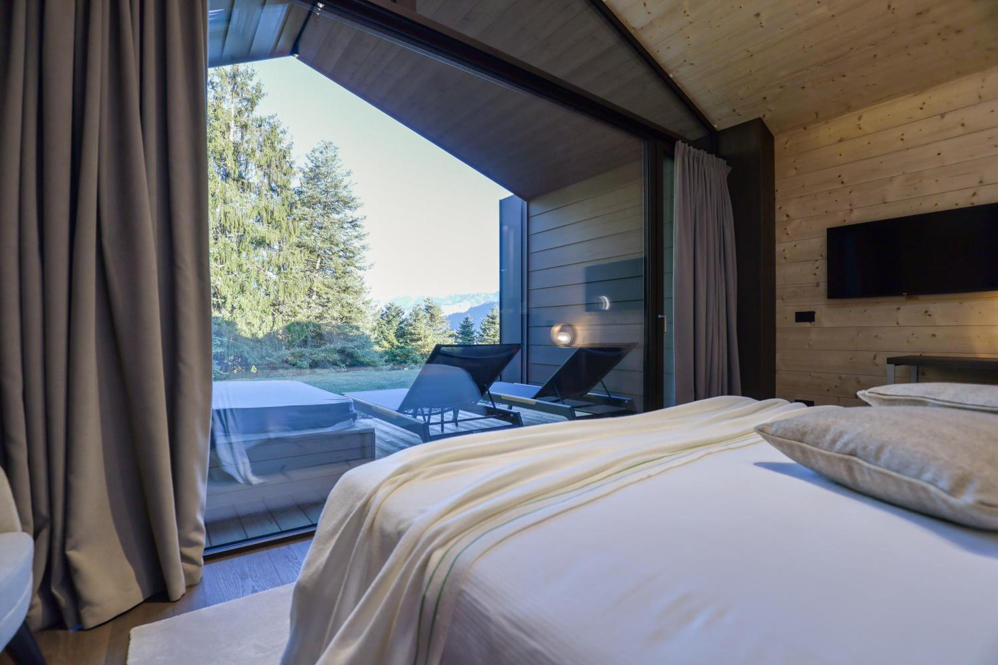 Chalet,1565842330:JPEG