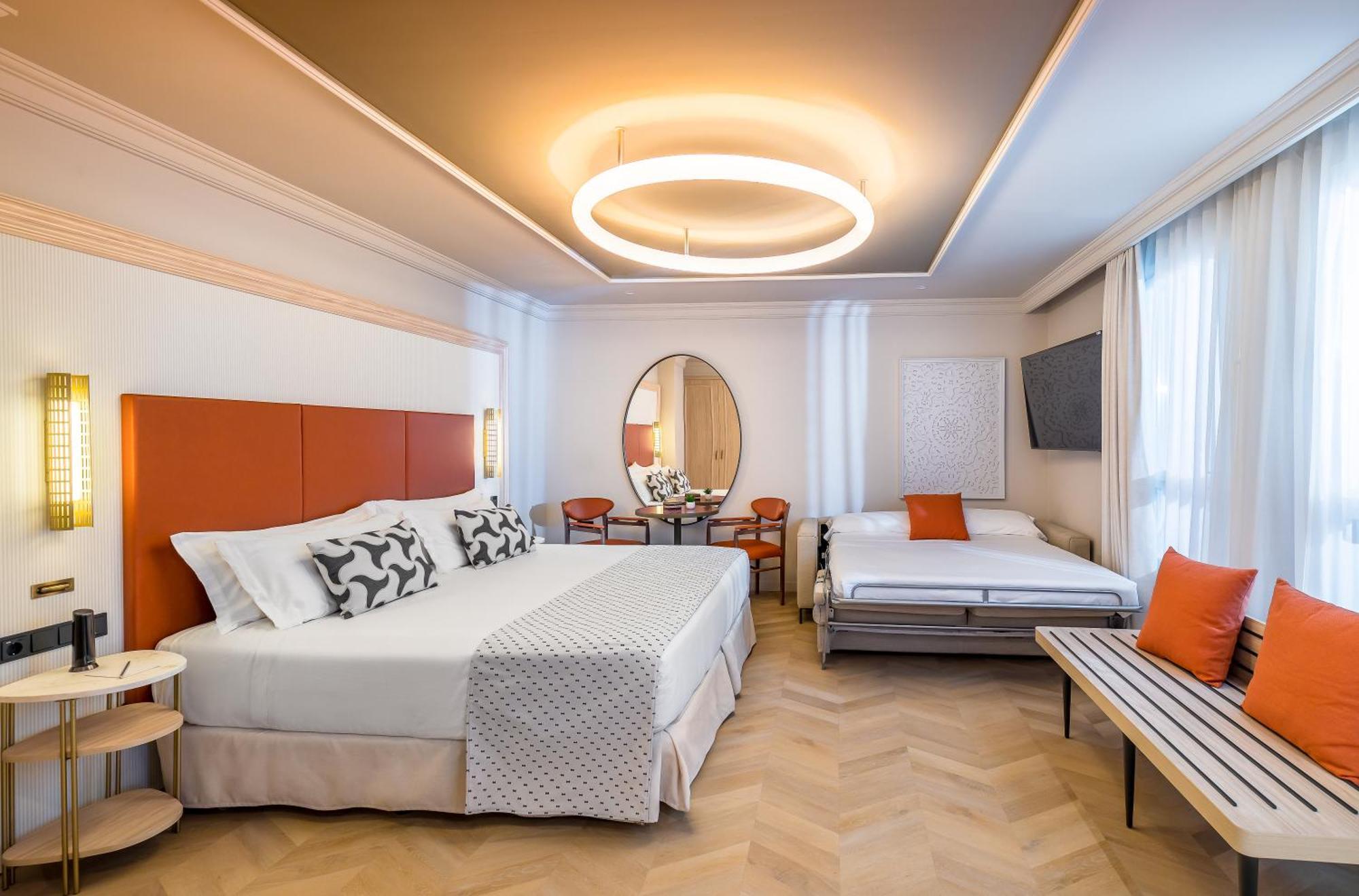 Quarto Familiar (2 Adultos + 1 Criança)